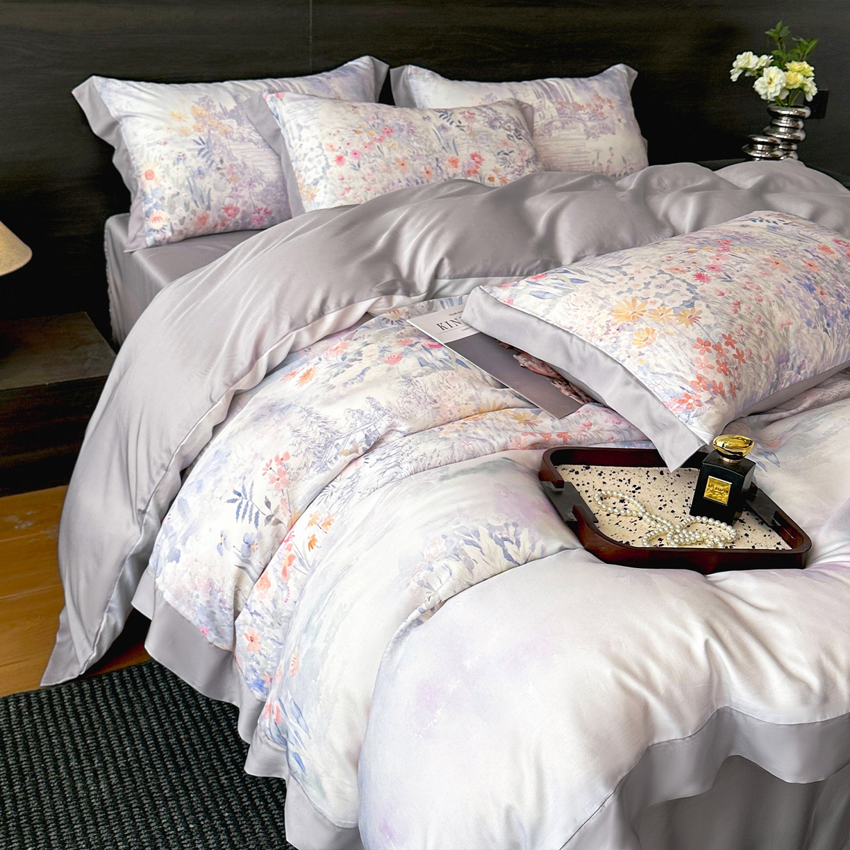 91家纺网 家纺一手货源 找家纺 迷尚家居 2026新款100%莱赛尔数码印花四件套 春野序紫-被套款