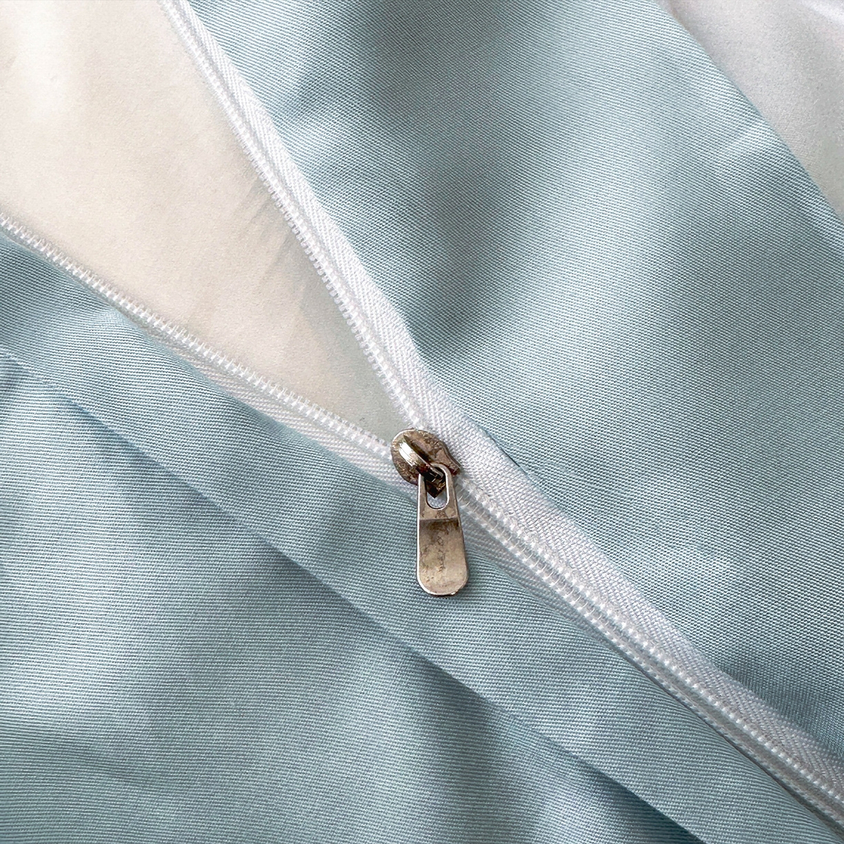 91家纺网 家纺一手货源 找家纺 迷尚家居 2026新款100%莱赛尔数码印花四件套 蝶漫柔境蓝-被套款