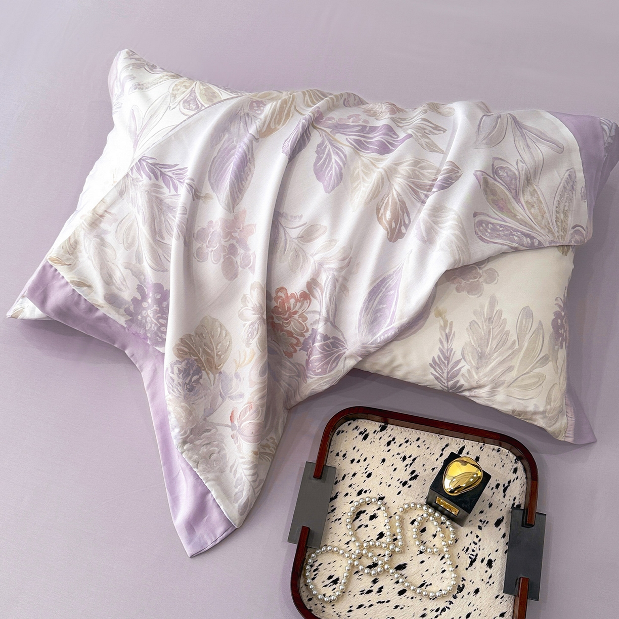 91家纺网 家纺一手货源 找家纺 迷尚家居 2026新款100%莱赛尔数码印花四件套 花朝拾露紫-被套款