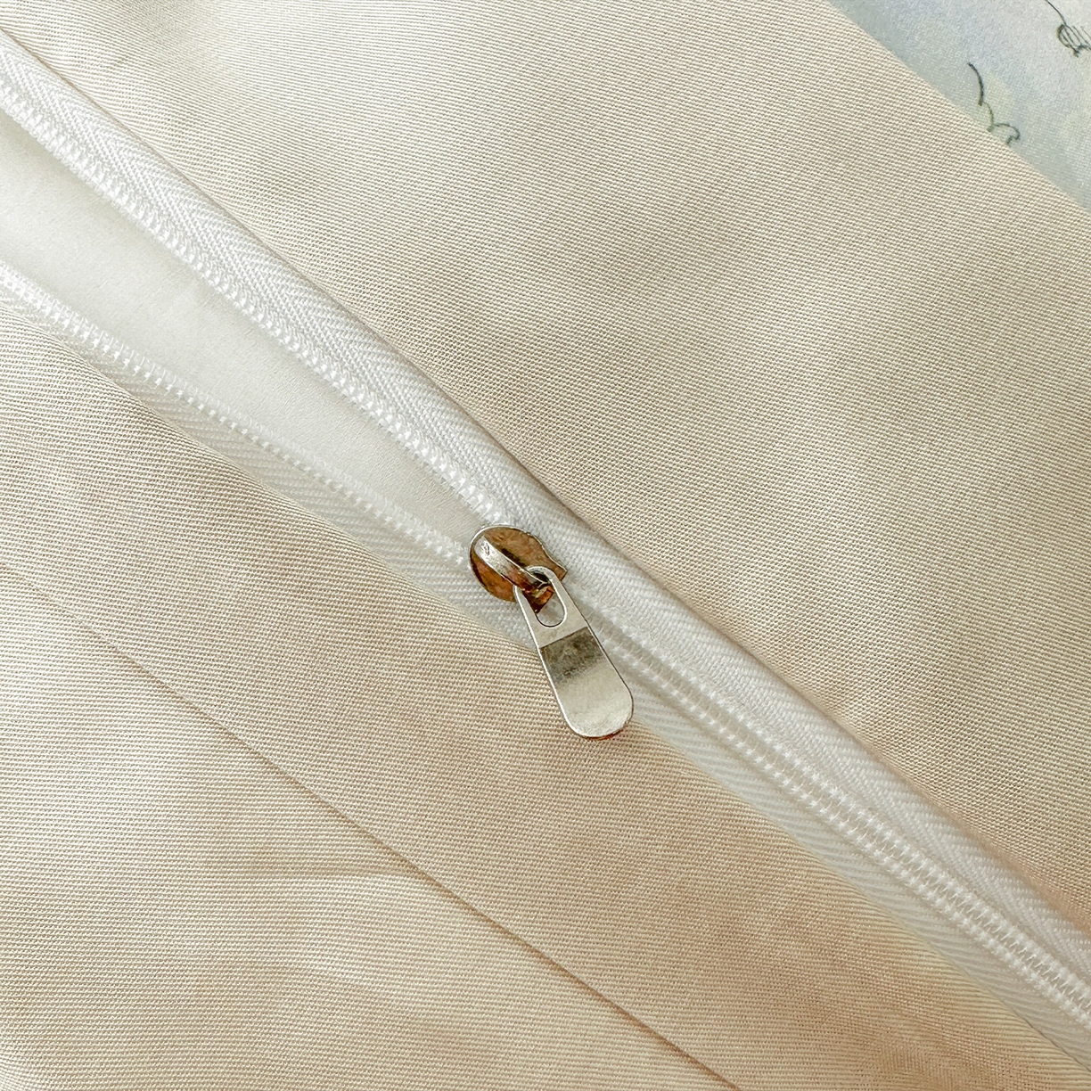 91家纺网 家纺一手货源 找家纺 迷尚家居 2026新款100%莱赛尔数码印花四件套 林间鹿语-被套款