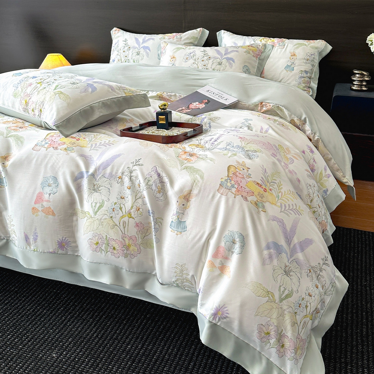 91家纺网 家纺一手货源 找家纺 迷尚家居 2025新款100%莱赛尔数码印花四件套 林间兔-被套款