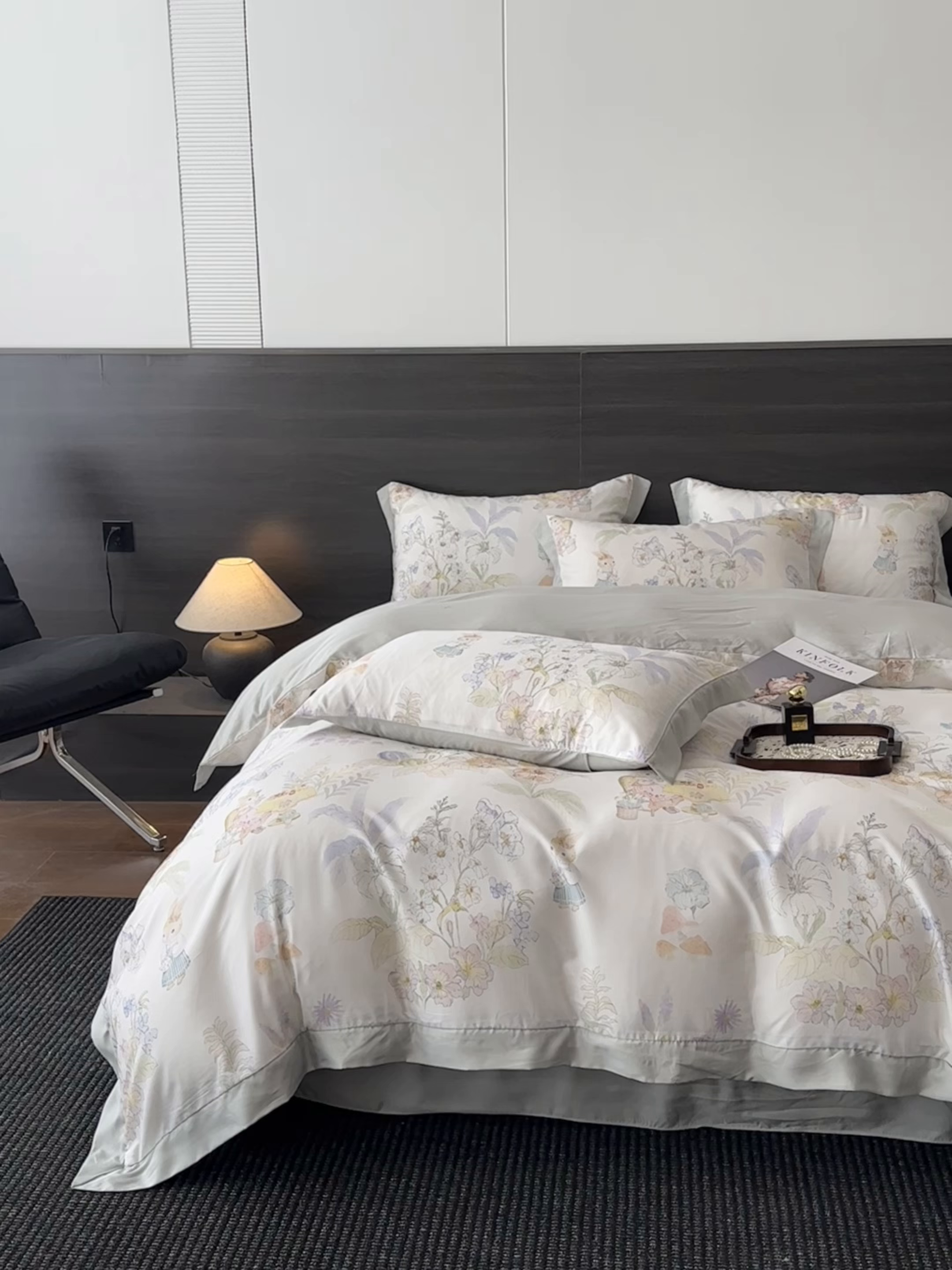 91家纺网 家纺一手货源 找家纺 迷尚家居 2025新款100%莱赛尔数码印花四件套 林间兔-被套款