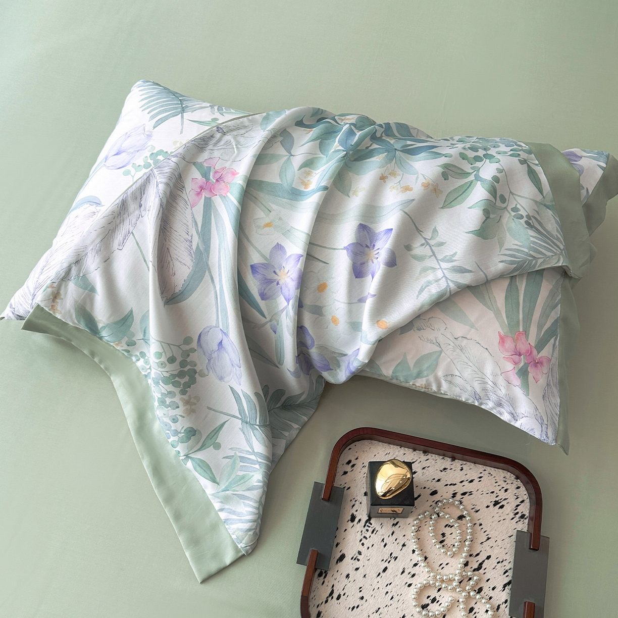 91家纺网 家纺一手货源 找家纺 迷尚家居 2026新款100%莱赛尔数码印花四件套 蔓行-被套款