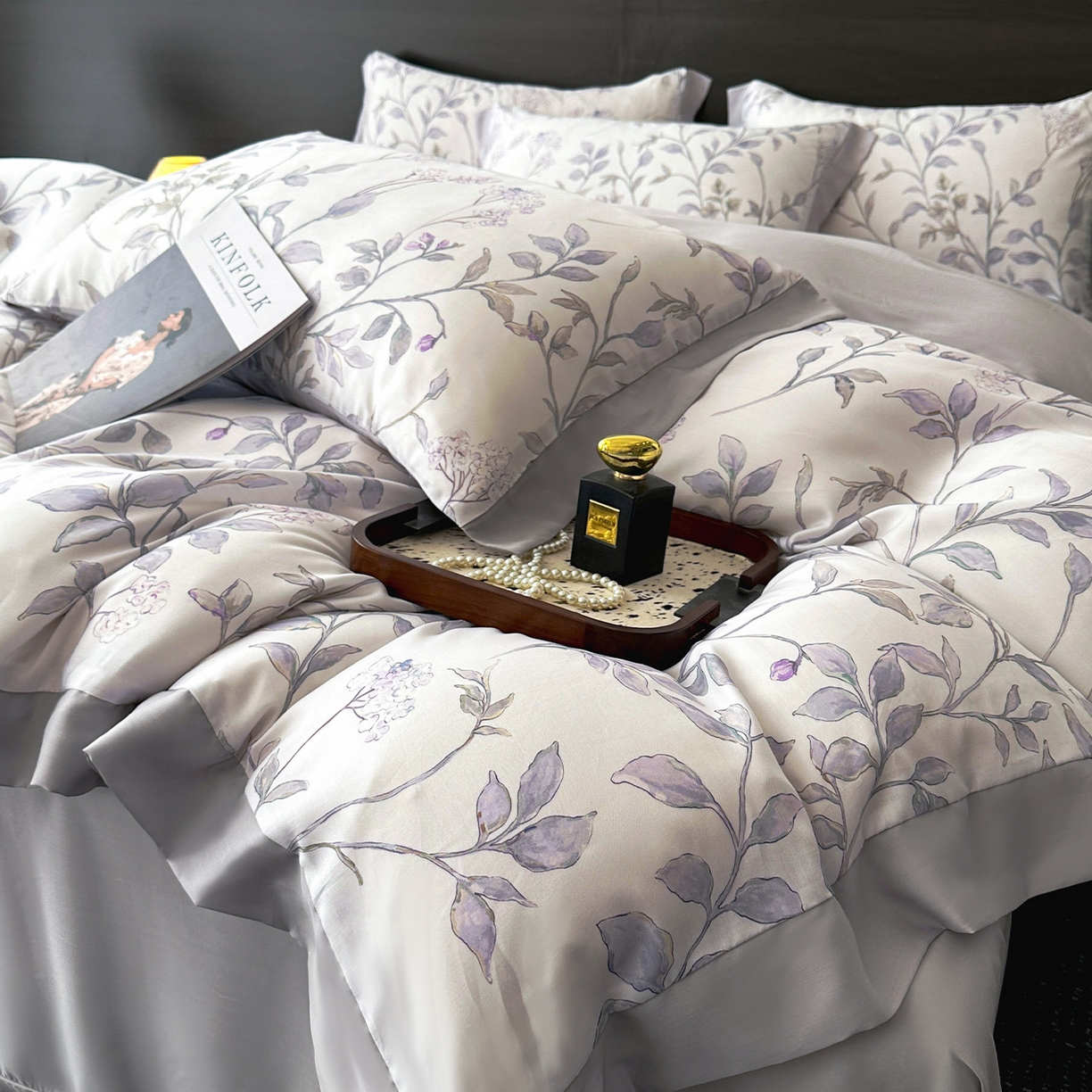 91家纺网 家纺一手货源 找家纺 迷尚家居 2026新款100%莱赛尔数码印花四件套 蔓月-被套款