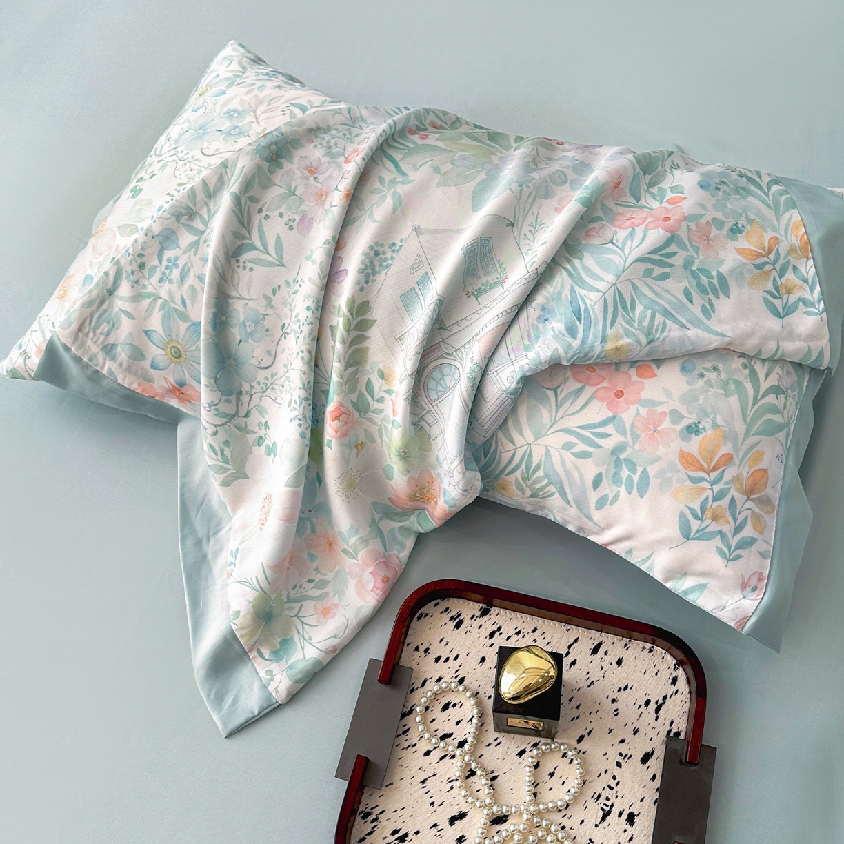 91家纺网 家纺一手货源 找家纺 迷尚家居 2026新款100%莱赛尔数码印花四件套 森慢屿-被套款