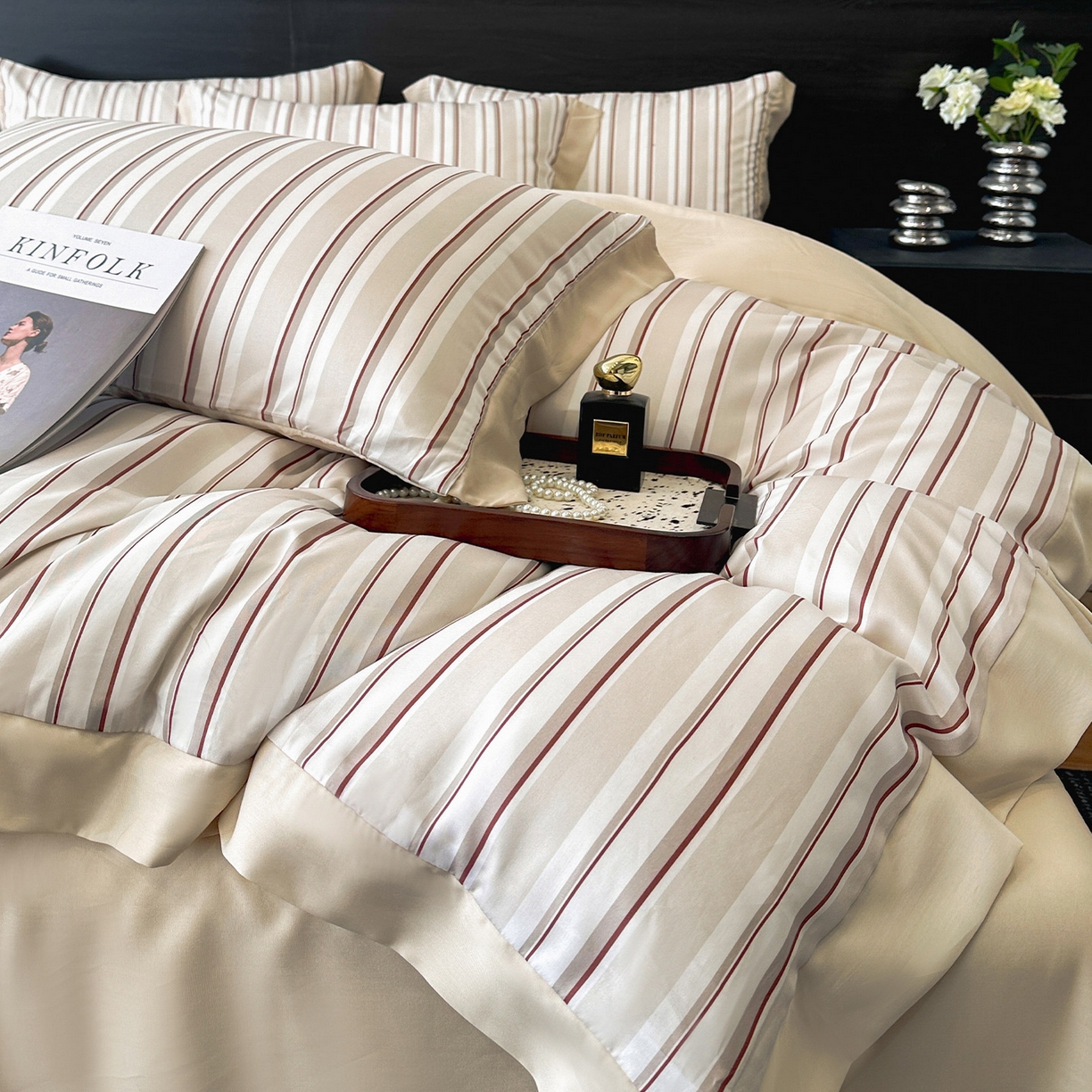 91家纺网 家纺一手货源 找家纺 迷尚家居 2026新款100%莱赛尔数码印花四件套 绅士咖-被套款