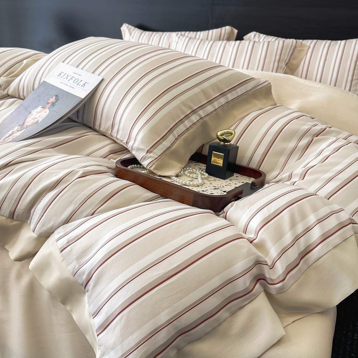 91家纺网 家纺一手货源 找家纺 迷尚家居 2026新款100%莱赛尔数码印花四件套 绅士咖-被套款