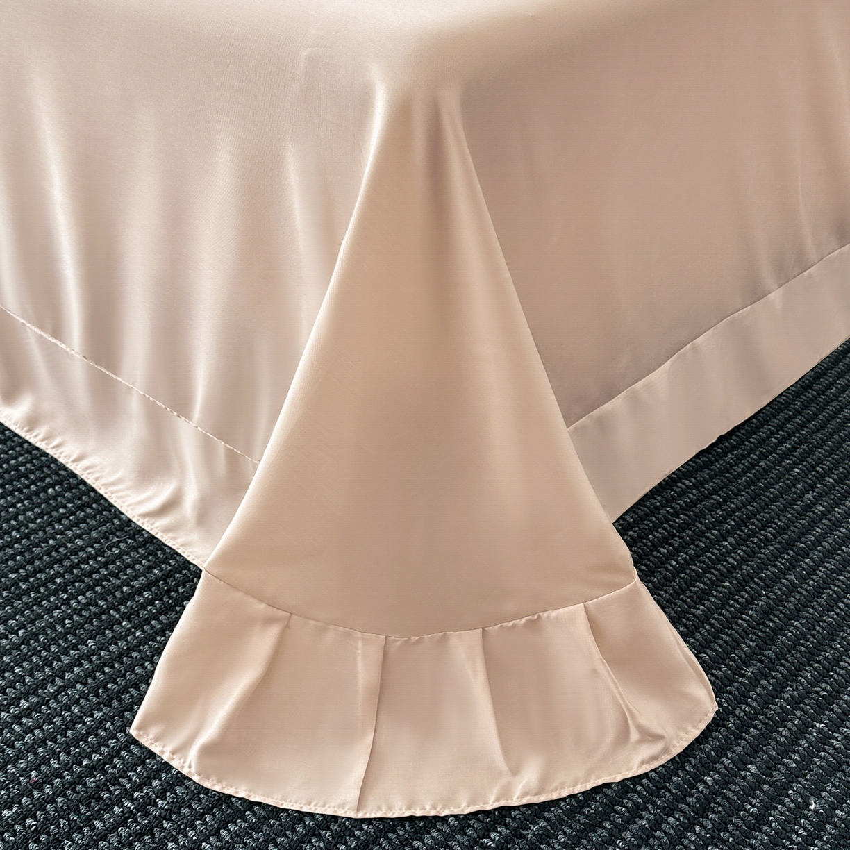 91家纺网 家纺一手货源 找家纺 迷尚家居 2026新款100%莱赛尔数码印花四件套 星纱花庭-被套款