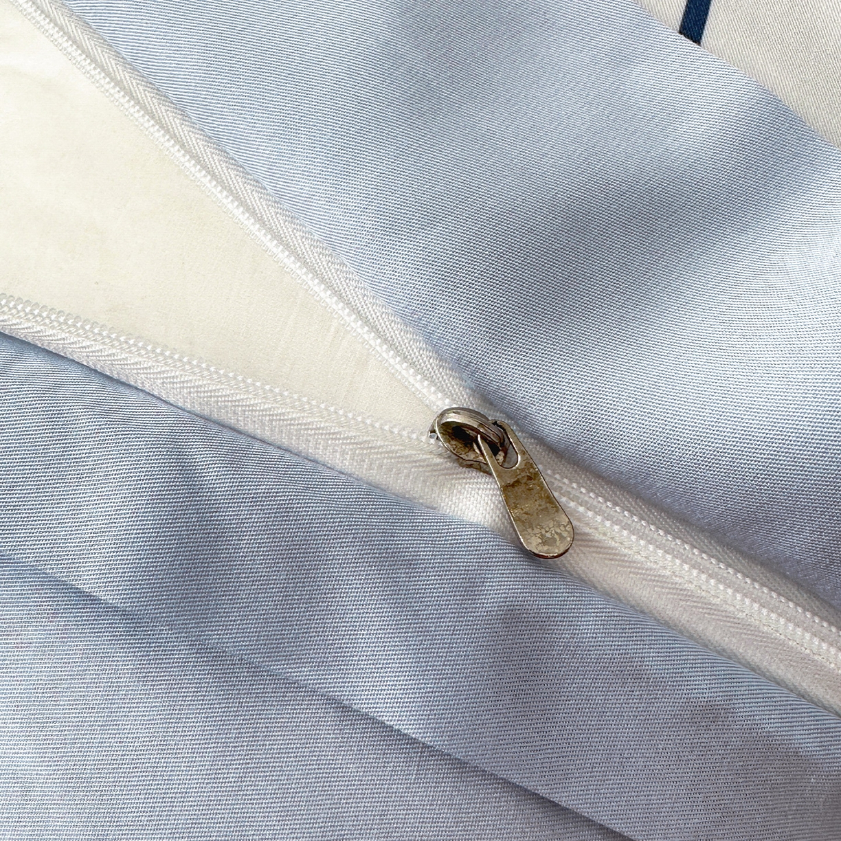 91家纺网 家纺一手货源 找家纺 迷尚家居 2026新款100%莱赛尔数码印花四件套 自在蓝-被套款