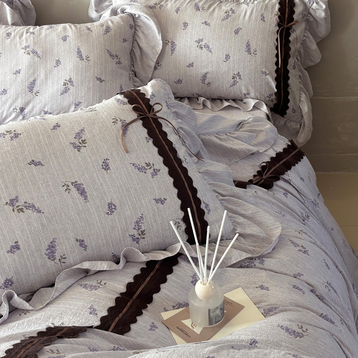 91家纺网 家纺一手货源 找家纺 迷尚家居 2026新款提花色织麻花边四件套 薰衣草紫