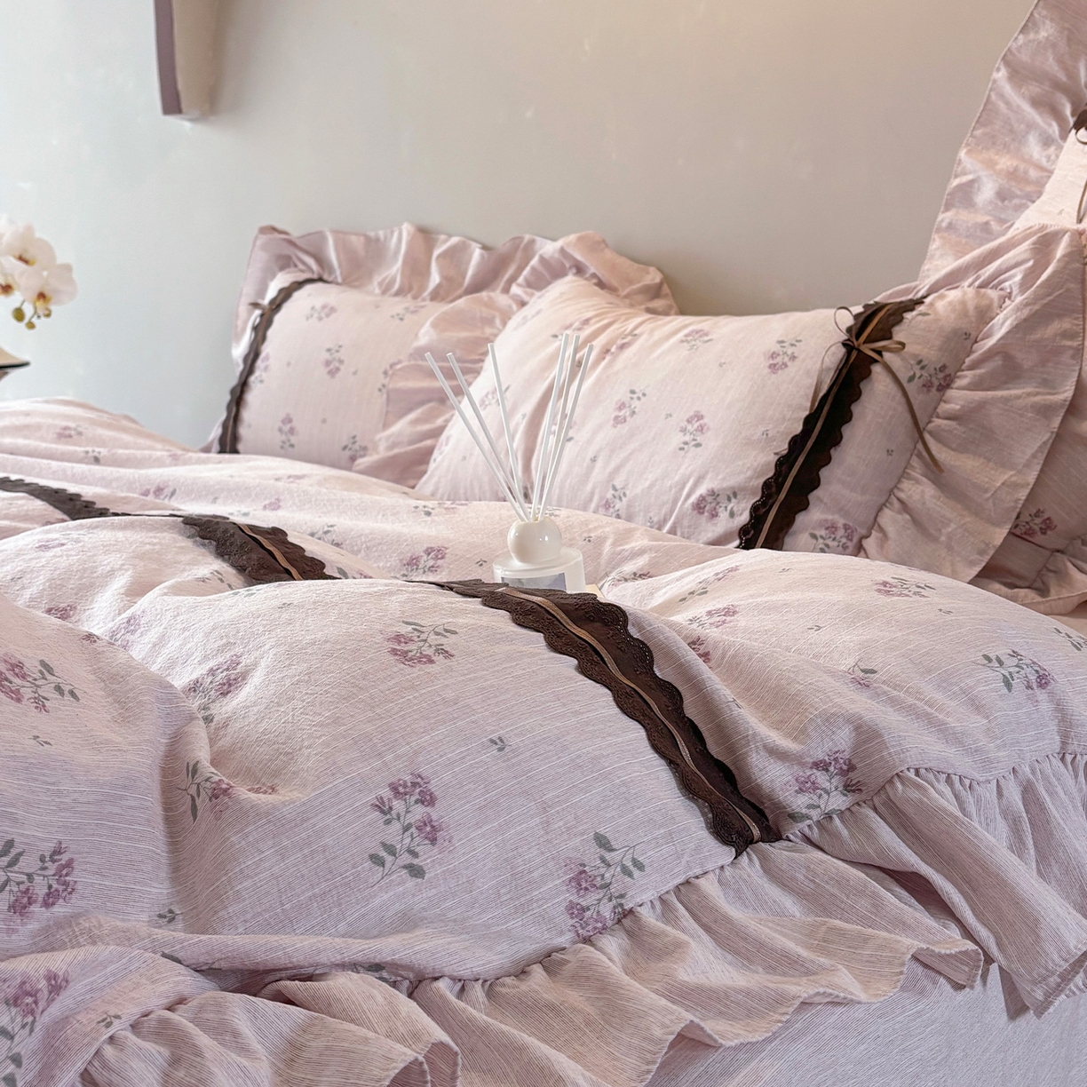 91家纺网 家纺一手货源 找家纺 迷尚家居 2026新款提花色织麻花边四件套 云溪粉