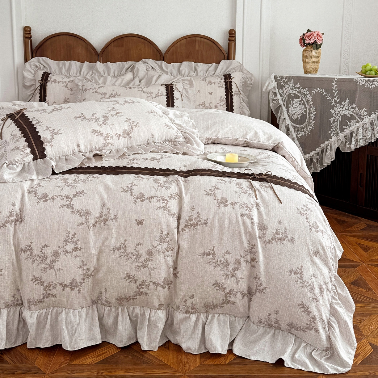 91家纺网 家纺一手货源 找家纺 迷尚家居 2026新款提花色织麻花边四件套 蝶恋花