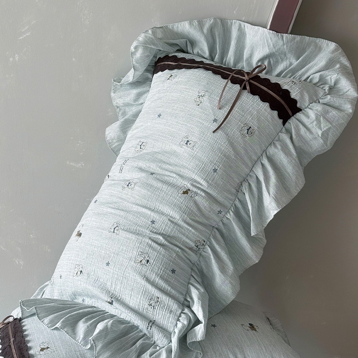 91家纺网 家纺一手货源 找家纺 迷尚家居 2026新款提花色织麻花边四件套 星星狗绿