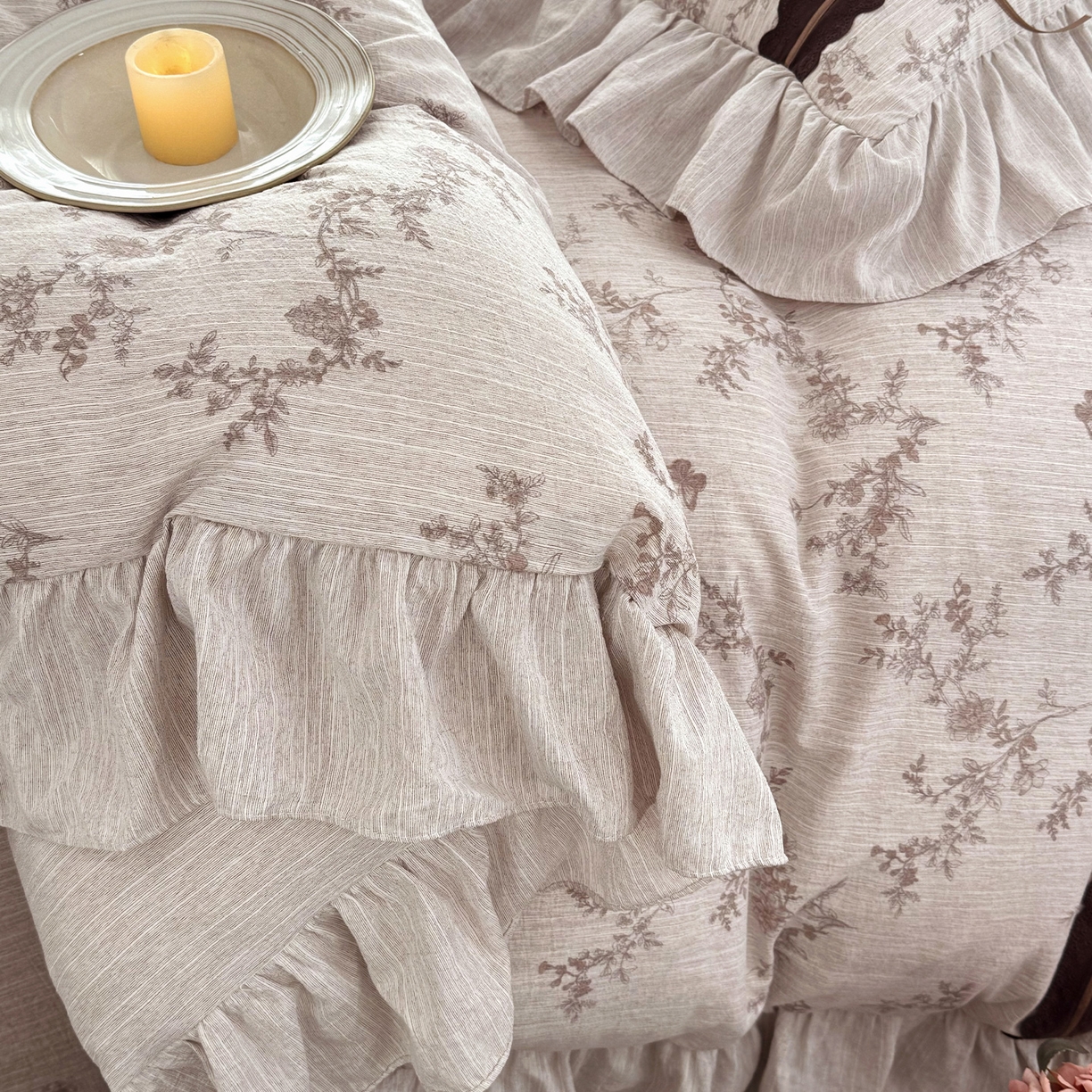 91家纺网 家纺一手货源 找家纺 迷尚家居 2026新款提花色织麻花边四件套 蝶恋花