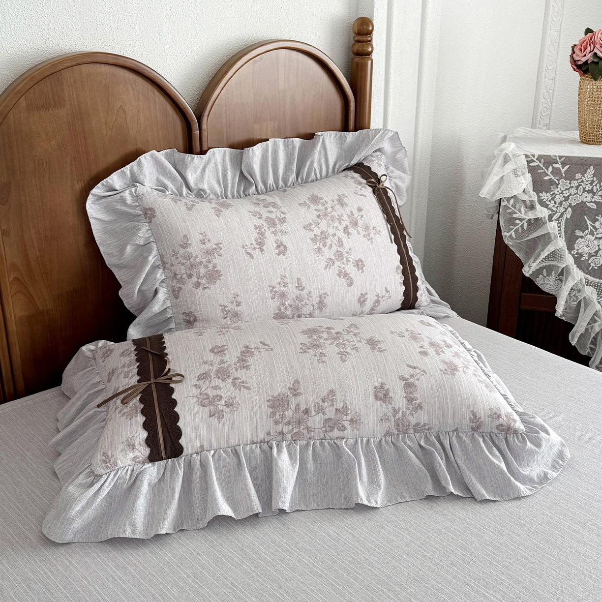 91家纺网 家纺一手货源 找家纺 迷尚家居 2026新款提花色织麻花边四件套 素锦豆沙