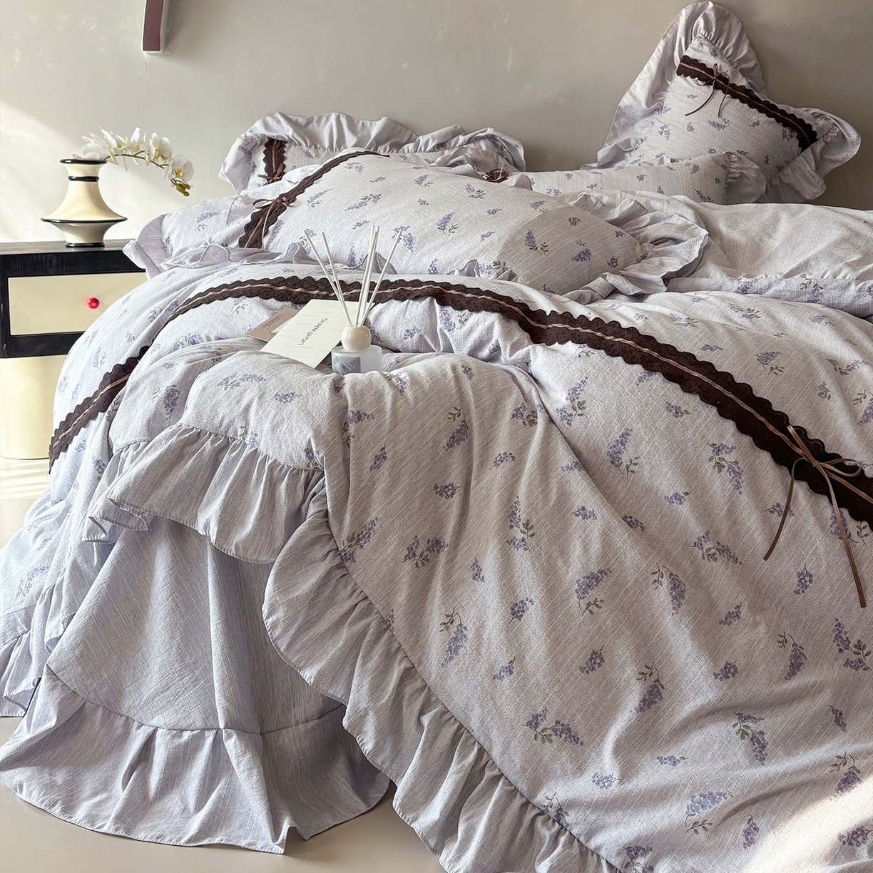 91家纺网 家纺一手货源 找家纺 迷尚家居 2026新款提花色织麻花边四件套 薰衣草紫