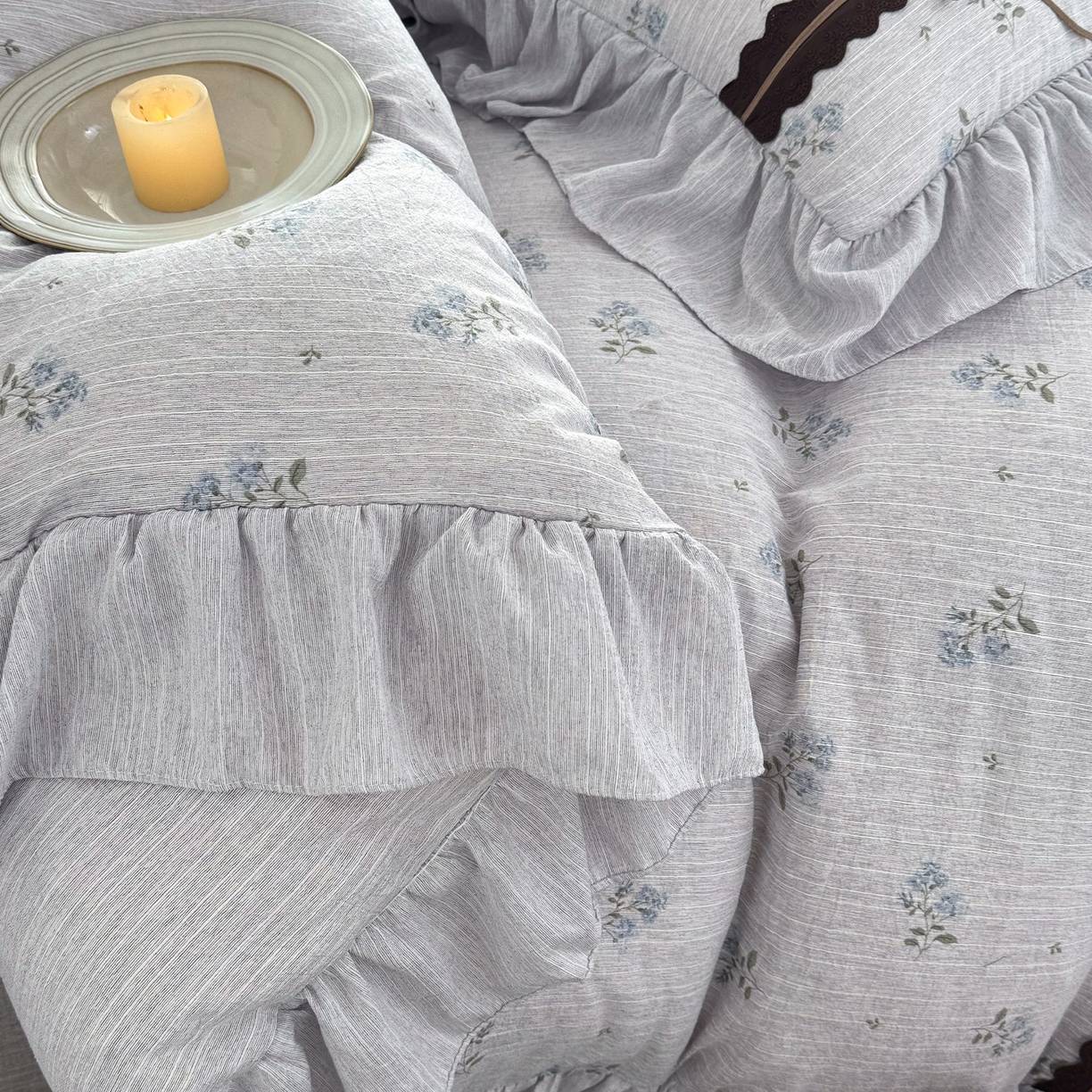 91家纺网 家纺一手货源 找家纺 迷尚家居 2026新款提花色织麻花边四件套 云溪蓝