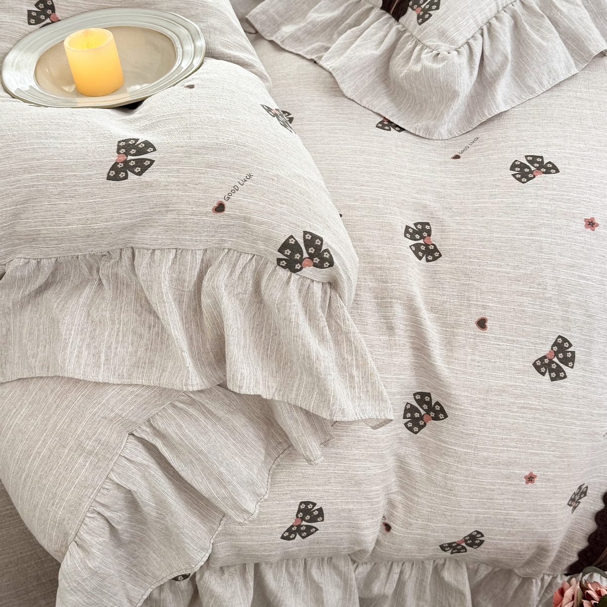 91家纺网 家纺一手货源 找家纺 迷尚家居 2026新款提花色织麻花边四件套 好运结咖