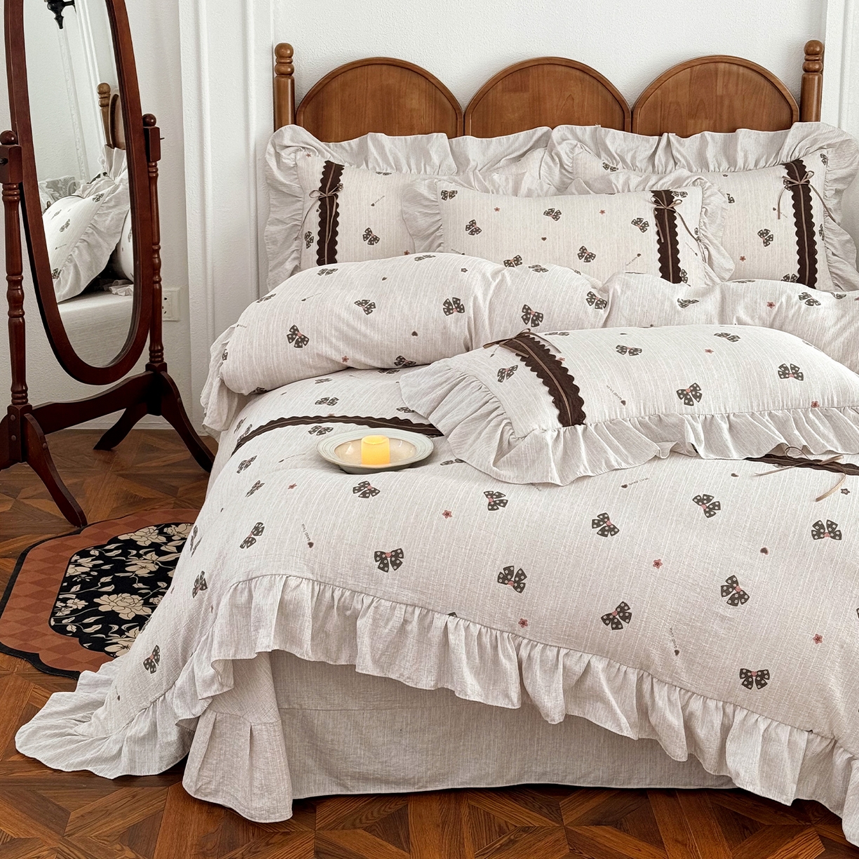 91家纺网 家纺一手货源 找家纺 迷尚家居 2026新款提花色织麻花边四件套 好运结咖