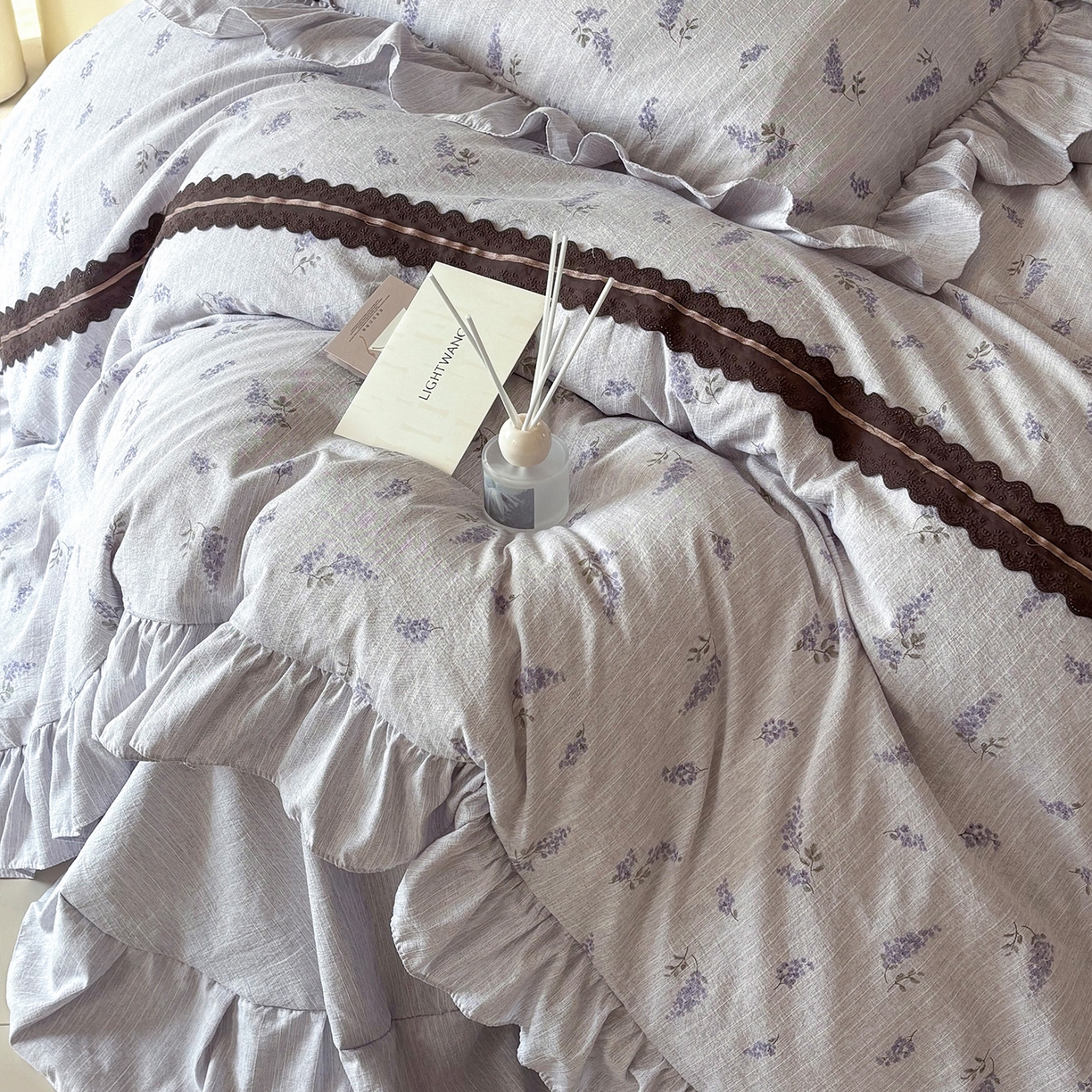 91家纺网 家纺一手货源 找家纺 迷尚家居 2026新款提花色织麻花边四件套 薰衣草紫