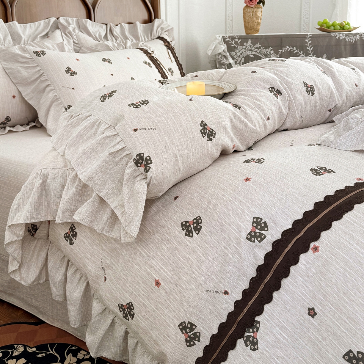 91家纺网 家纺一手货源 找家纺 迷尚家居 2026新款提花色织麻花边四件套 好运结咖