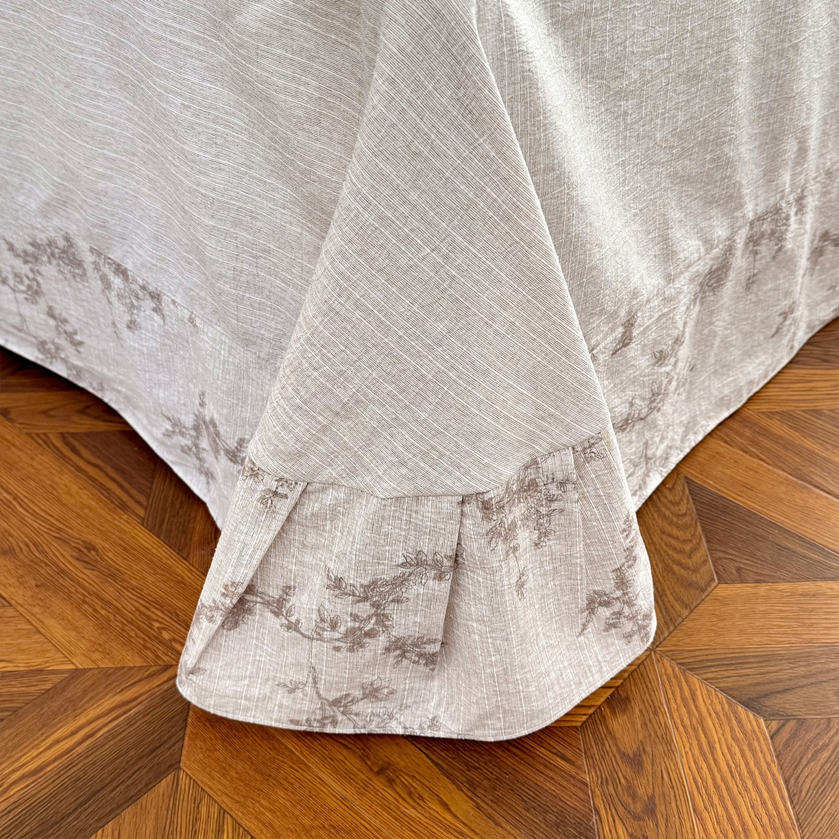 91家纺网 家纺一手货源 找家纺 迷尚家居 2026新款提花色织麻花边四件套 蝶恋花