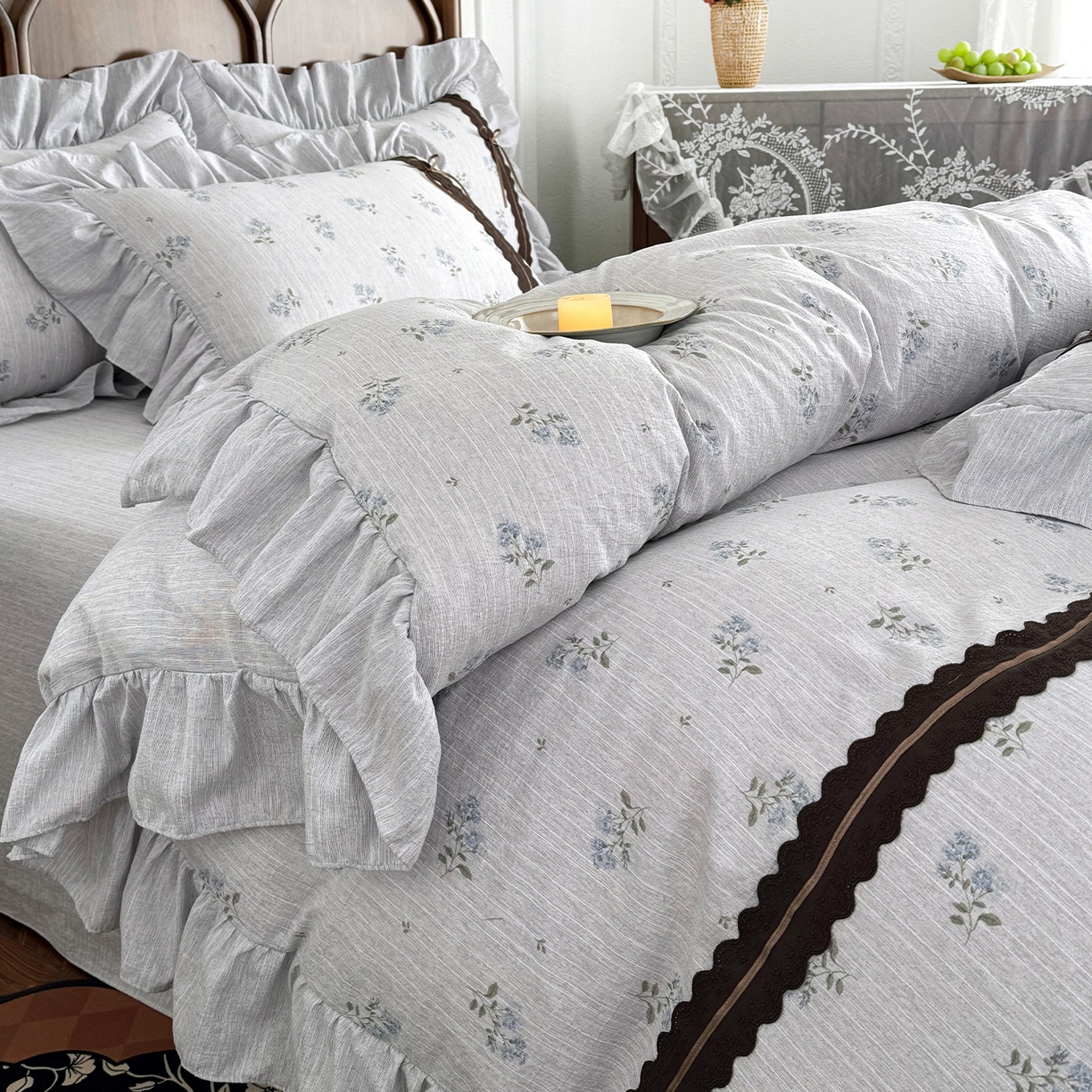 91家纺网 家纺一手货源 找家纺 迷尚家居 2026新款提花色织麻花边四件套 云溪蓝