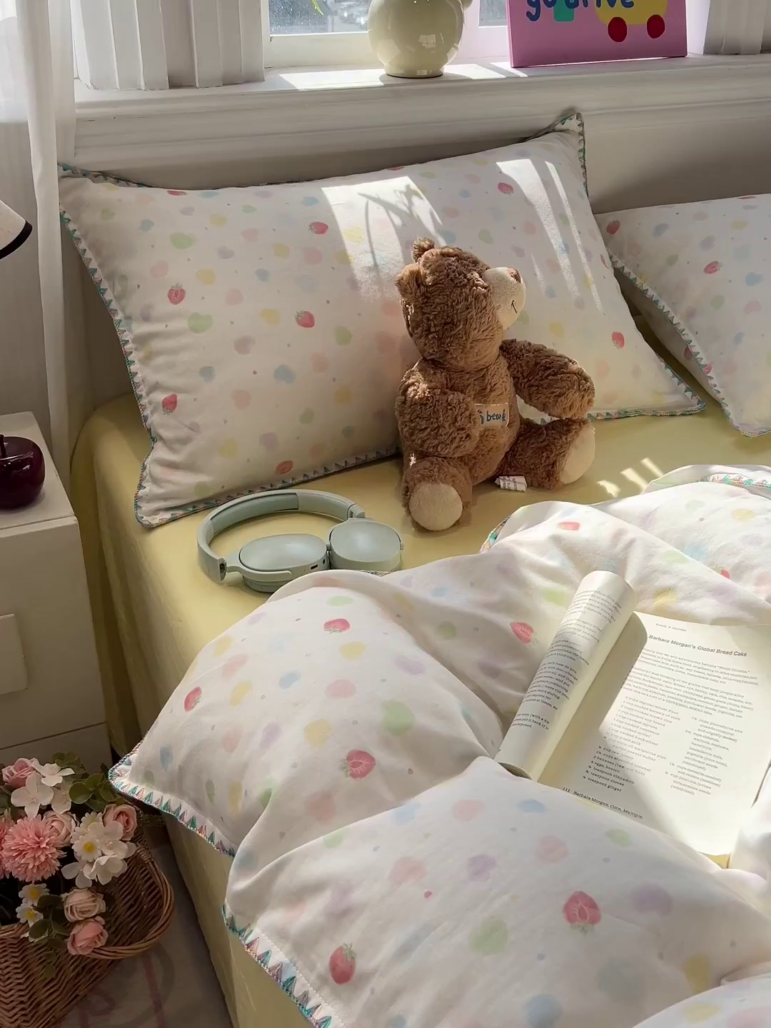 91家纺网 家纺一手货源 找家纺 忆生活家纺 2026新款A类全棉有氧双层纱贝壳边三角针四件套 爱心草莓