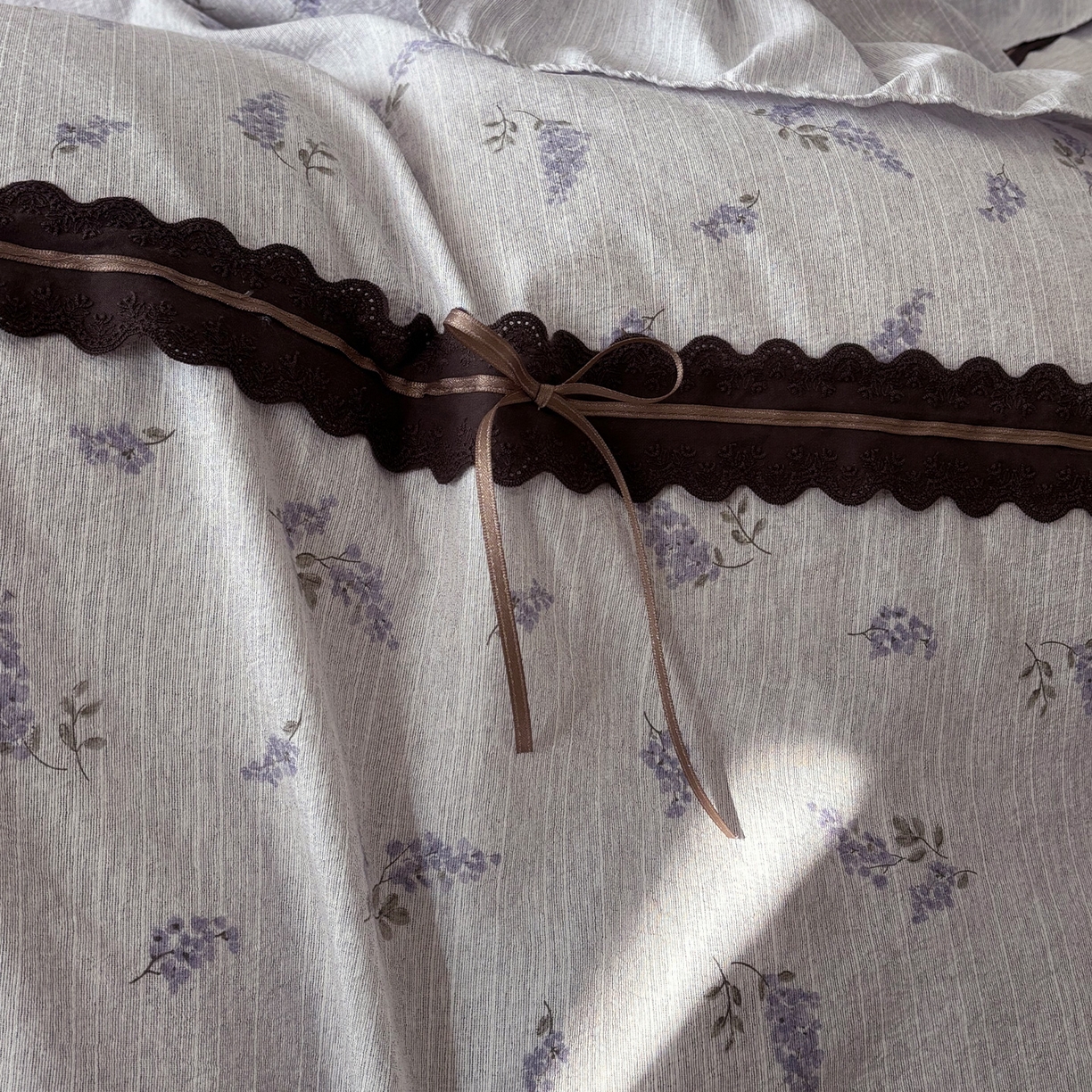 91家纺网 家纺一手货源 找家纺 迷尚家居 2026新款提花色织麻花边四件套 薰衣草紫