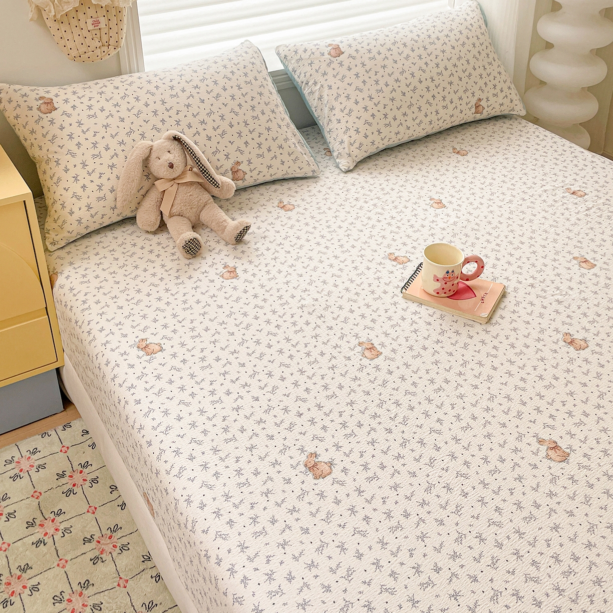 91家纺网 家纺一手货源 找家纺 立森 2026春夏新款云感皱皱纱泡芙纱床笠单枕套系列-床拍图 丛林兔