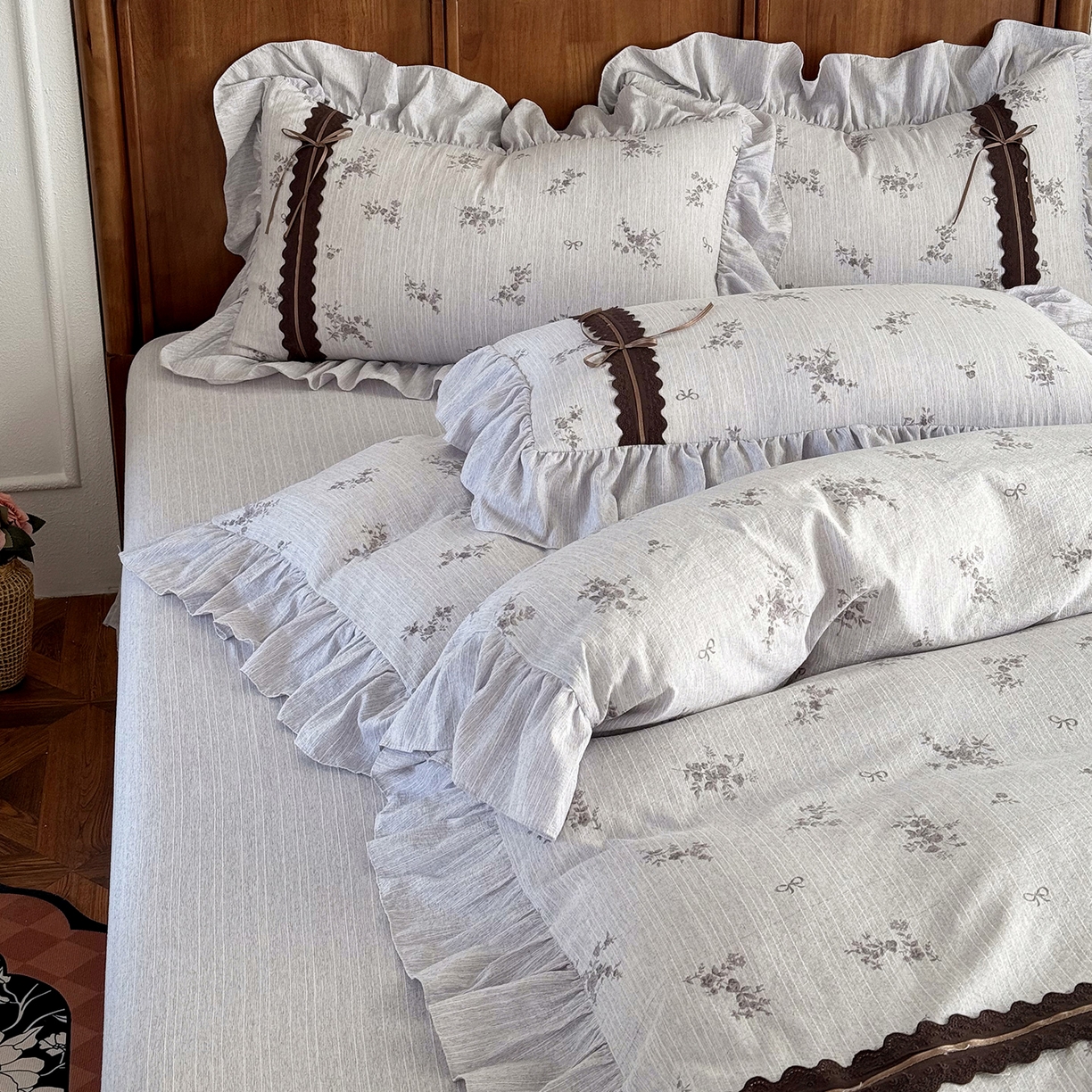 91家纺网 家纺一手货源 找家纺 迷尚家居 2026新款提花色织麻花边四件套 佳人紫