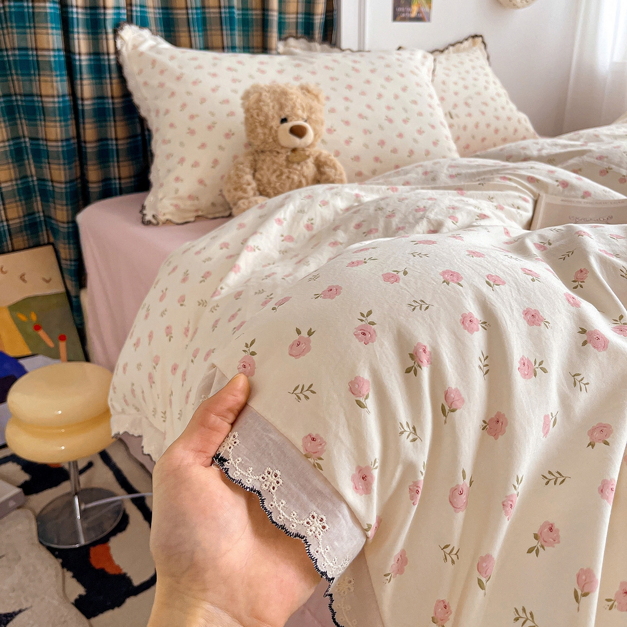 91家纺网 家纺一手货源 找家纺 金梦拉家纺 2026春夏新款古法水洗棉花边系列四件套 花边-蜜桃花开