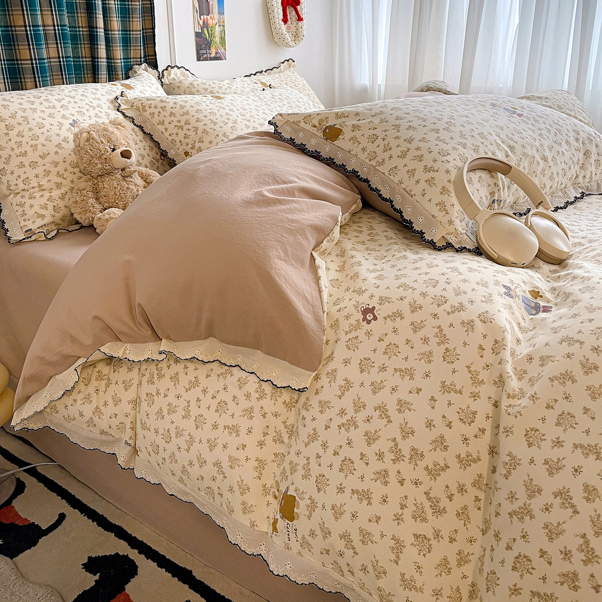 91家纺网 家纺一手货源 找家纺 金梦拉家纺 2026春夏新款古法水洗棉花边系列四件套 花边-咖色兔