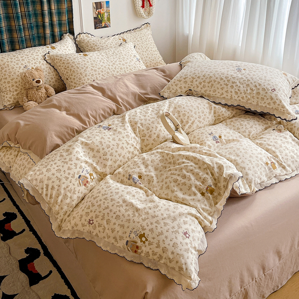 91家纺网 家纺一手货源 找家纺 金梦拉家纺 2026春夏新款古法水洗棉花边系列四件套 花边-咖色兔