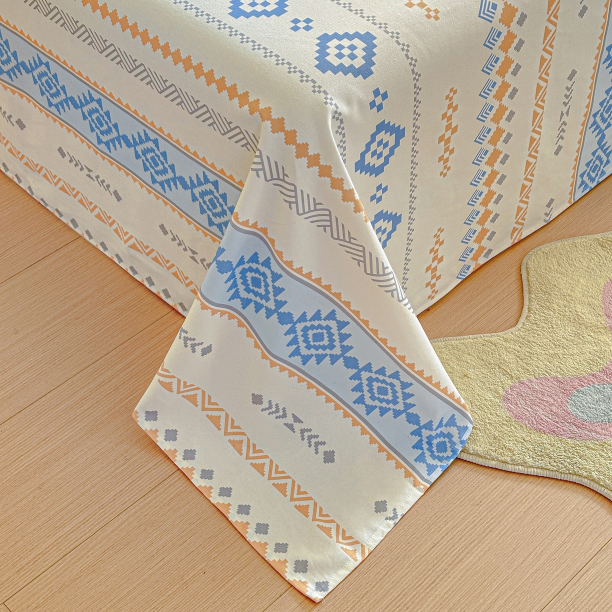 91家纺网 家纺一手货源 找家纺 莱登卡奴 2026新款A类100%全棉纯棉老粗布单床单系列 花田初夏蓝