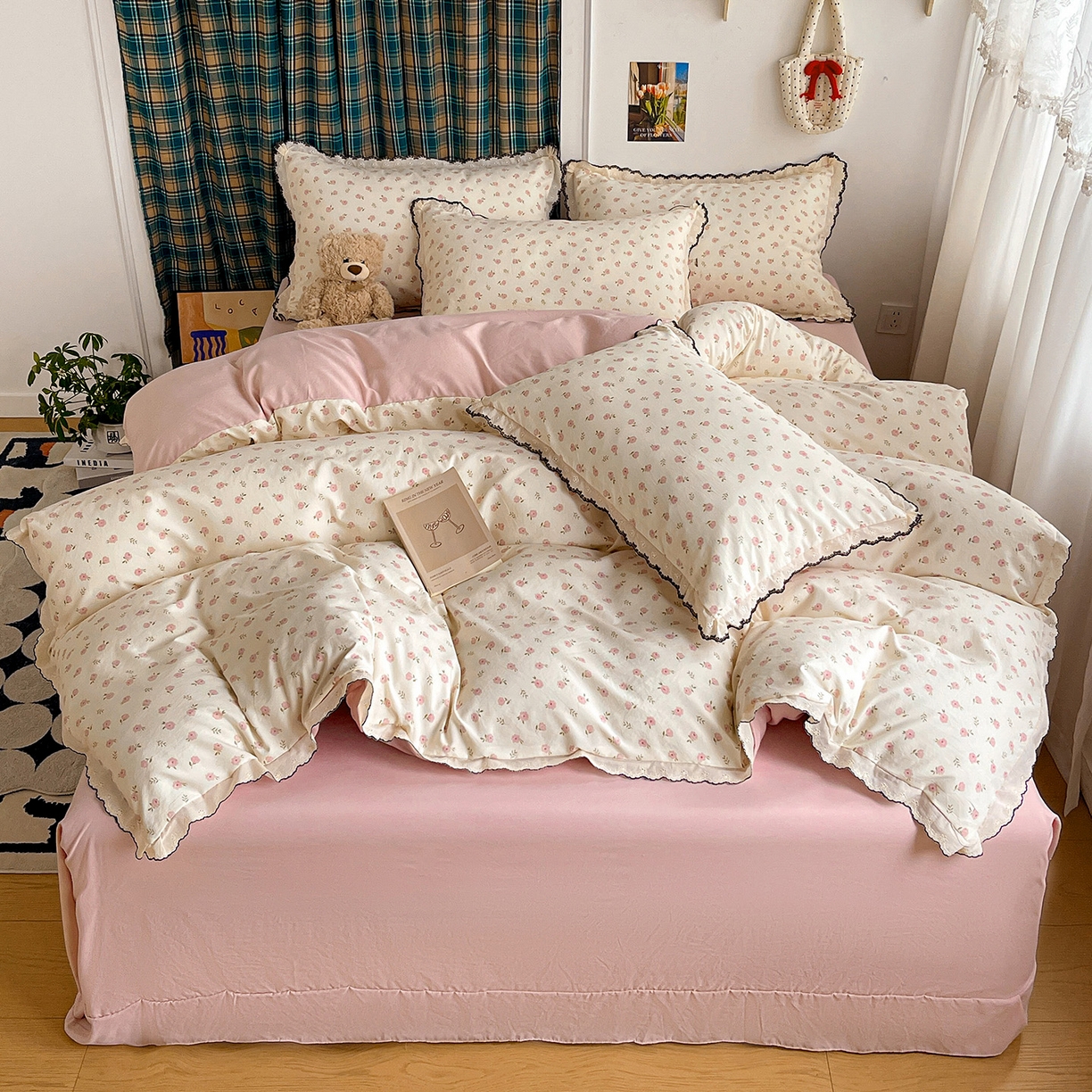 91家纺网 家纺一手货源 找家纺 金梦拉家纺 2026春夏新款古法水洗棉花边系列四件套 花边-蜜桃花开