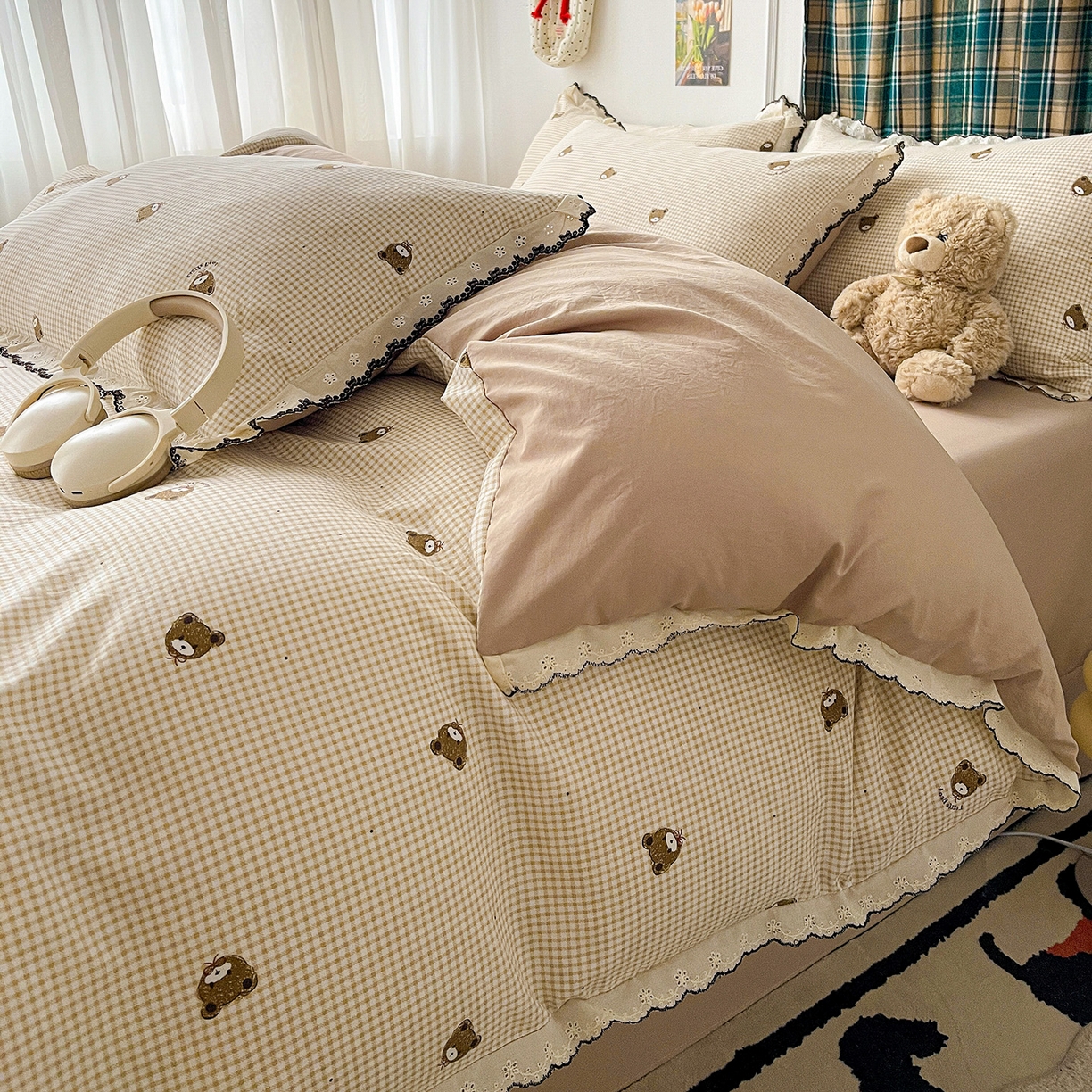 91家纺网 家纺一手货源 找家纺 金梦拉家纺 2026春夏新款古法水洗棉花边系列四件套 花边-可爱小熊