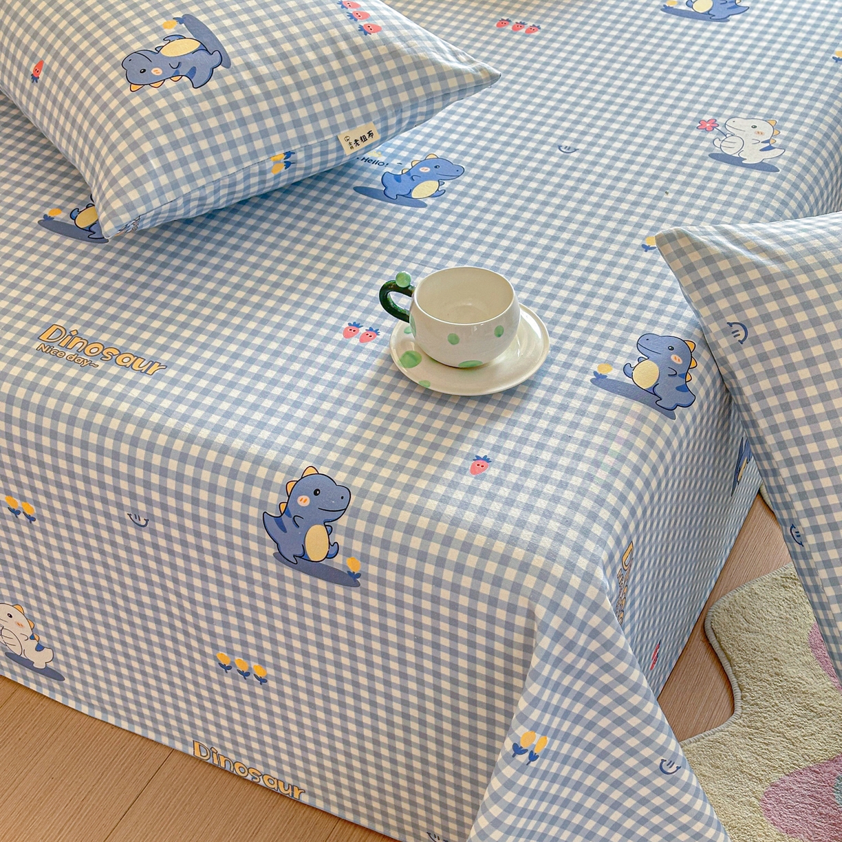 91家纺网 家纺一手货源 找家纺 莱登卡奴 2026新款A类100%全棉纯棉老粗布单床单系列 蓝恐龙