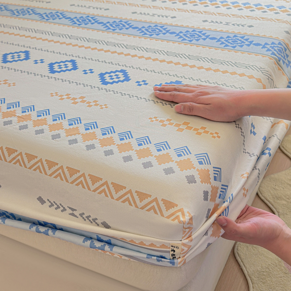 91家纺网 家纺一手货源 找家纺 莱登卡奴 2026新款A类100%全棉纯棉老粗布单床笠系列 花田初夏蓝