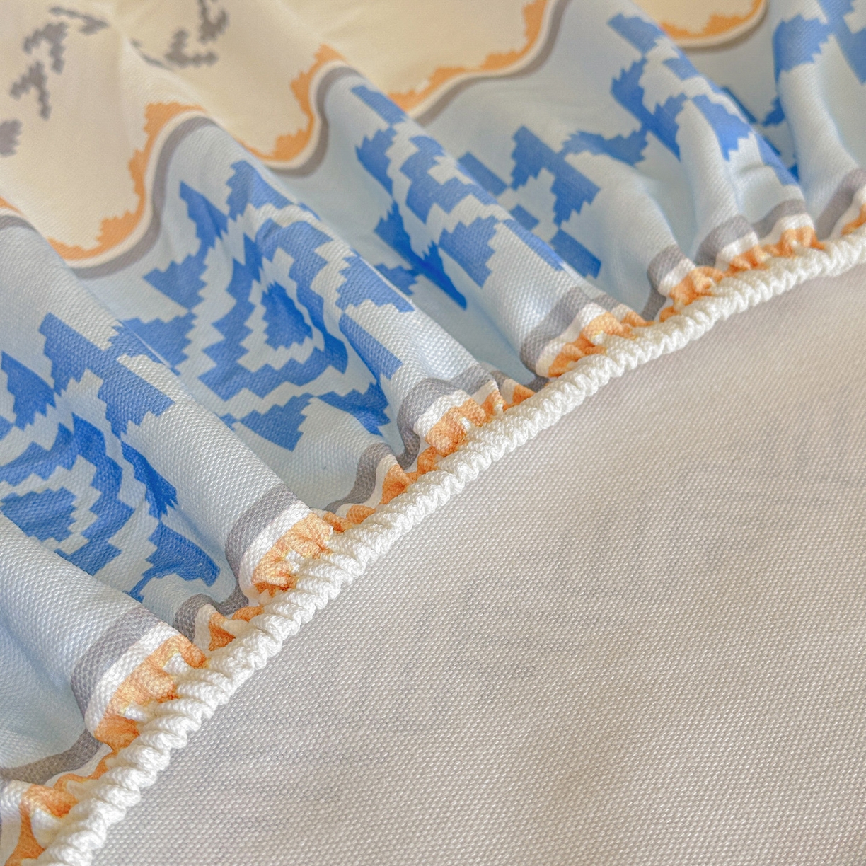 91家纺网 家纺一手货源 找家纺 莱登卡奴 2026新款A类100%全棉纯棉老粗布单床笠系列 花田初夏蓝