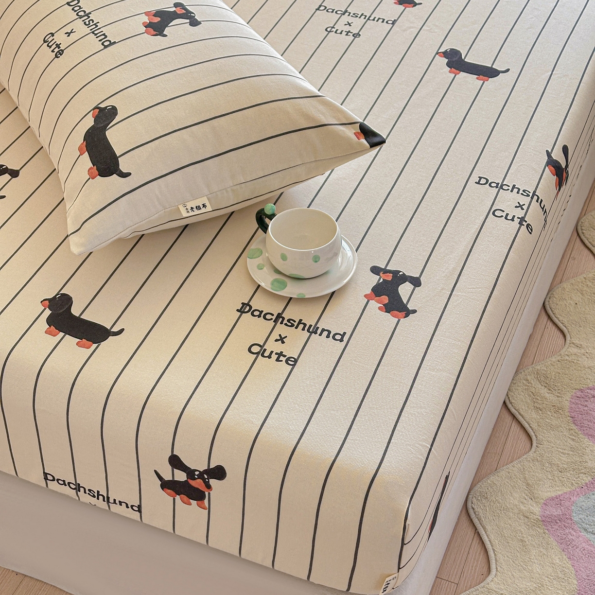 91家纺网 家纺一手货源 找家纺 莱登卡奴 2026新款A类100%全棉纯棉老粗布单床笠系列 腊肠犬