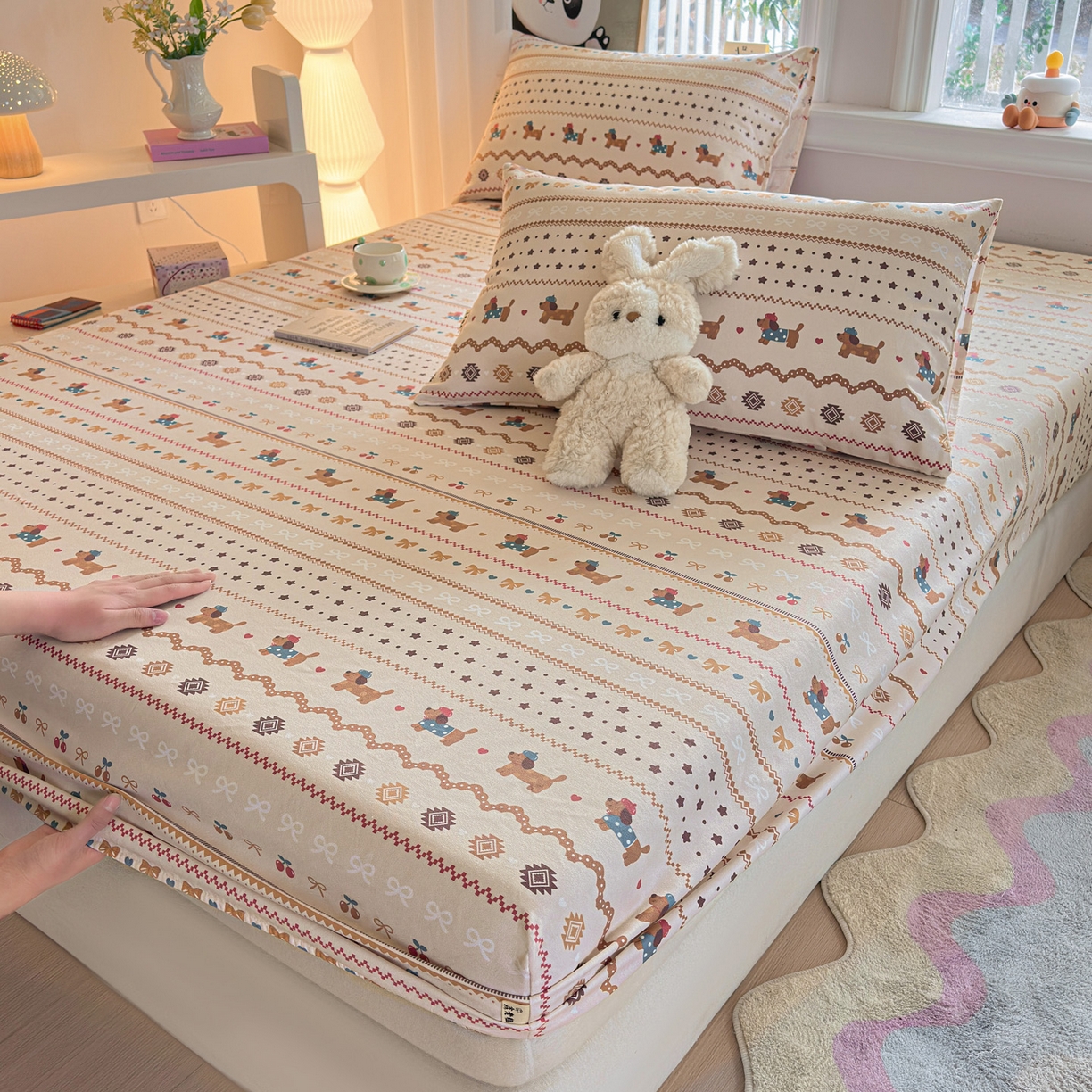 91家纺网 家纺一手货源 找家纺 莱登卡奴 2026新款A类100%全棉纯棉老粗布单床笠系列 旺仔腊肠狗