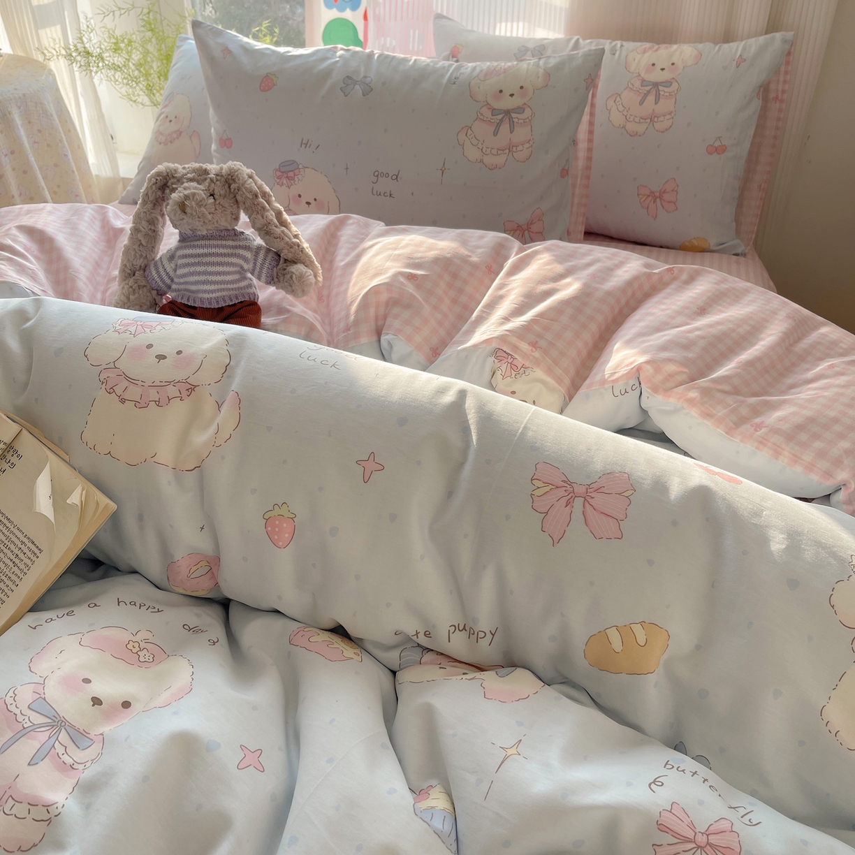 91家纺网 家纺一手货源 找家纺 六巷胡同 2026新款INS减龄可爱风卡通全棉四件套（第二系列） 假日蛋糕犬