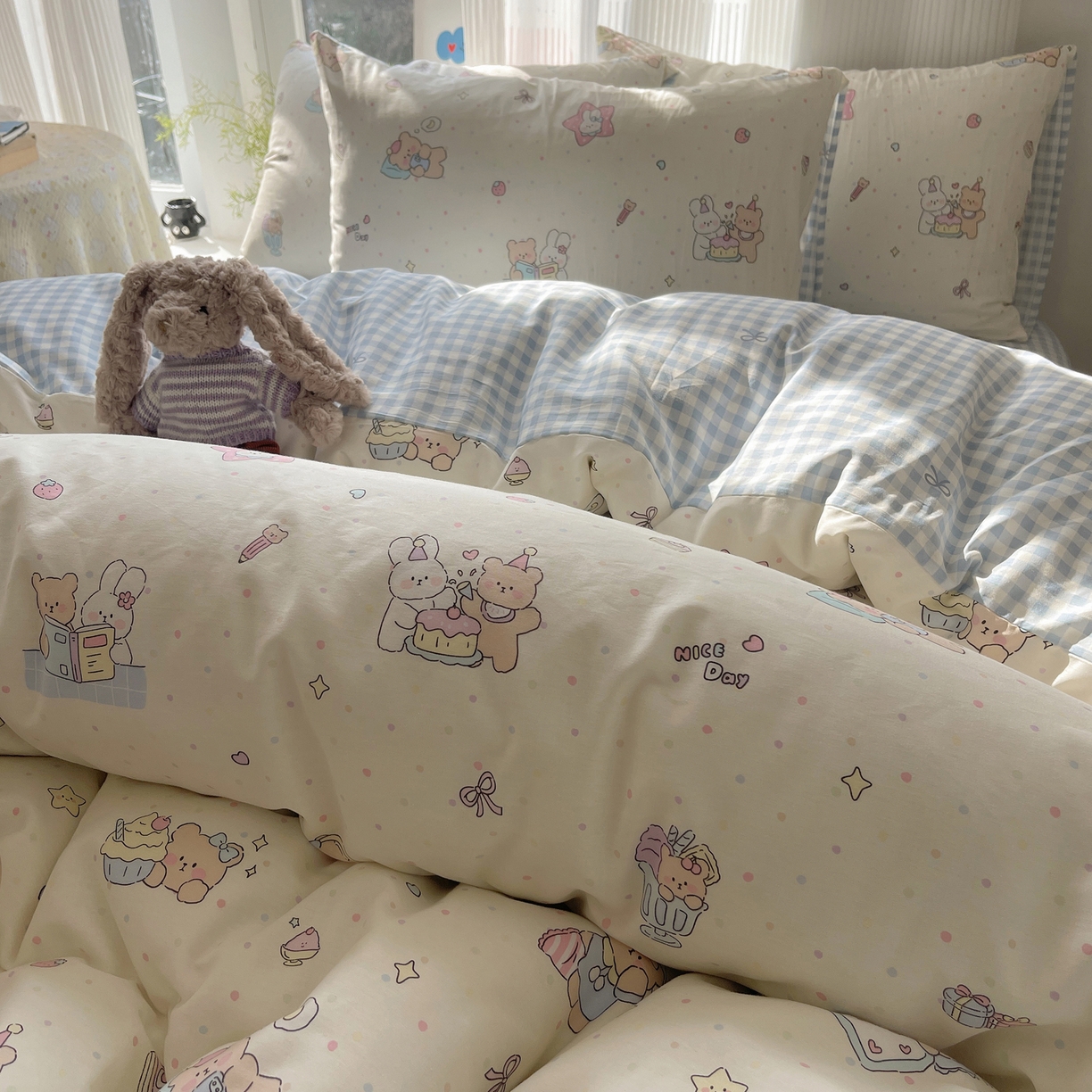91家纺网 家纺一手货源 找家纺 六巷胡同 2026新款INS减龄可爱风卡通全棉四件套（第二系列） 小熊周末集