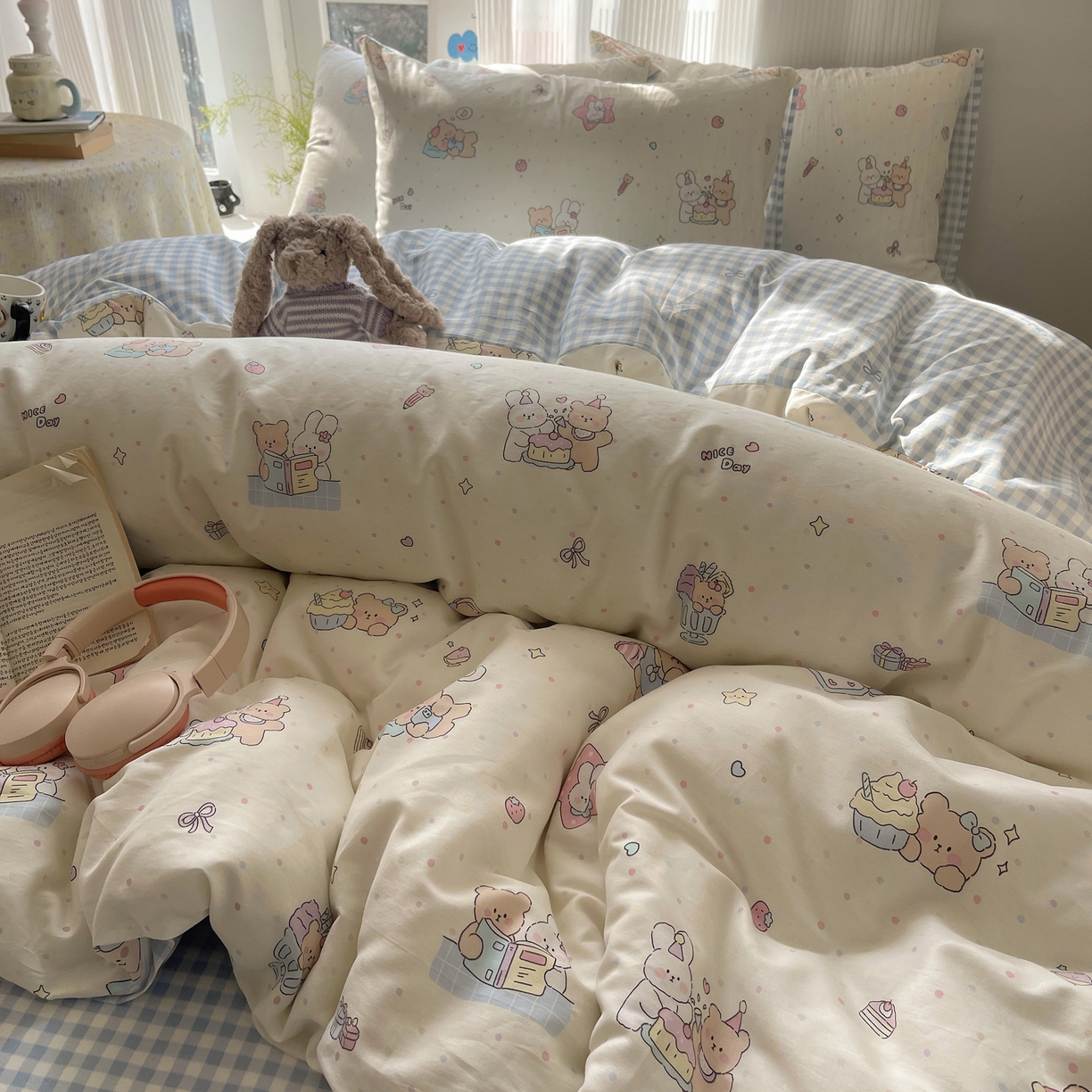 91家纺网 家纺一手货源 找家纺 六巷胡同 2026新款INS减龄可爱风卡通全棉四件套（第二系列） 小熊周末集