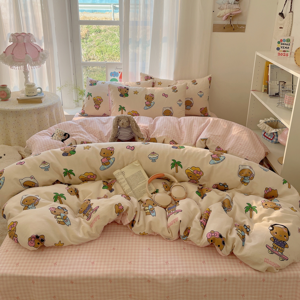 91家纺网 家纺一手货源 找家纺 六巷胡同 2026新款INS减龄可爱风卡通全棉四件套（第二系列） 度假冲浪猫