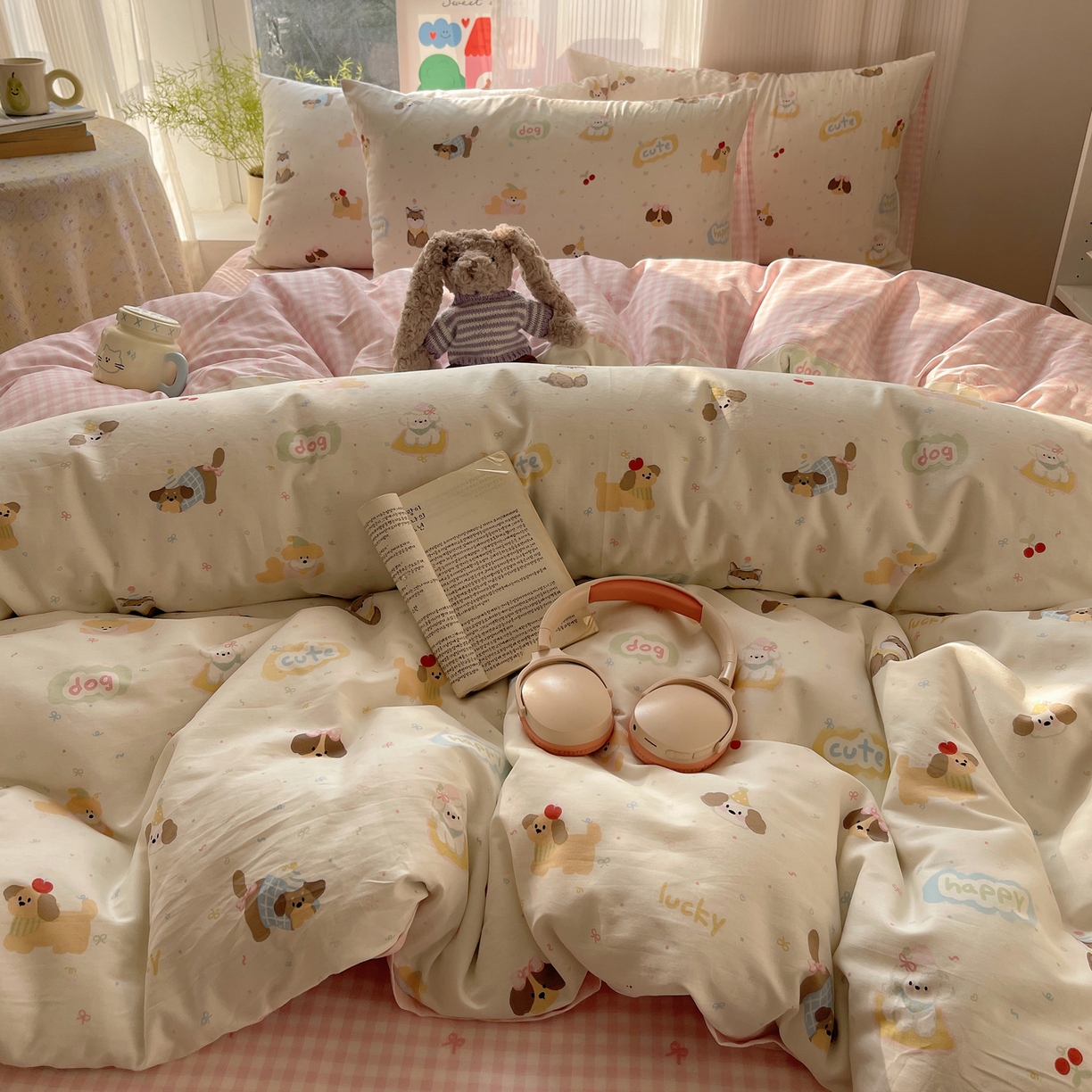 91家纺网 家纺一手货源 找家纺 六巷胡同 2026新款INS减龄可爱风卡通全棉四件套（第二系列） 汪星人派对