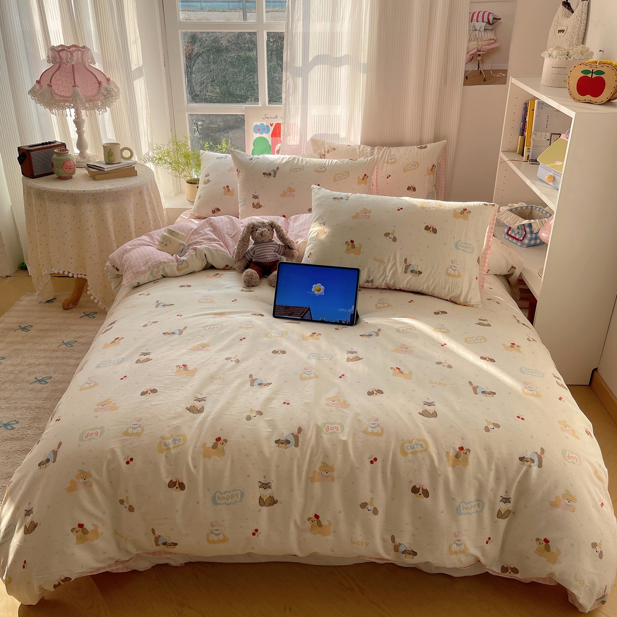 91家纺网 家纺一手货源 找家纺 六巷胡同 2026新款INS减龄可爱风卡通全棉四件套（第二系列） 汪星人派对