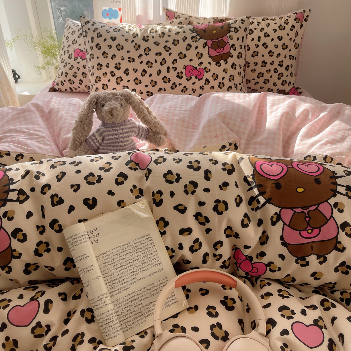 91家纺网 家纺一手货源 找家纺 六巷胡同 2026新款INS减龄可爱风卡通全棉四件套（第二系列） 豹纹黑皮猫