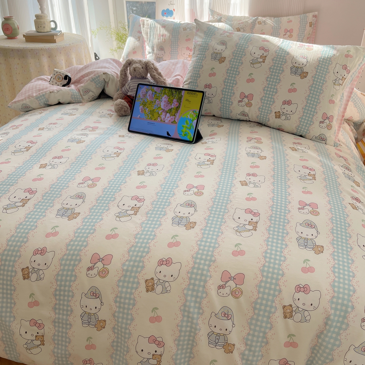 91家纺网 家纺一手货源 找家纺 六巷胡同 2026新款INS减龄可爱风卡通全棉四件套（第二系列） 萝莉樱桃猫